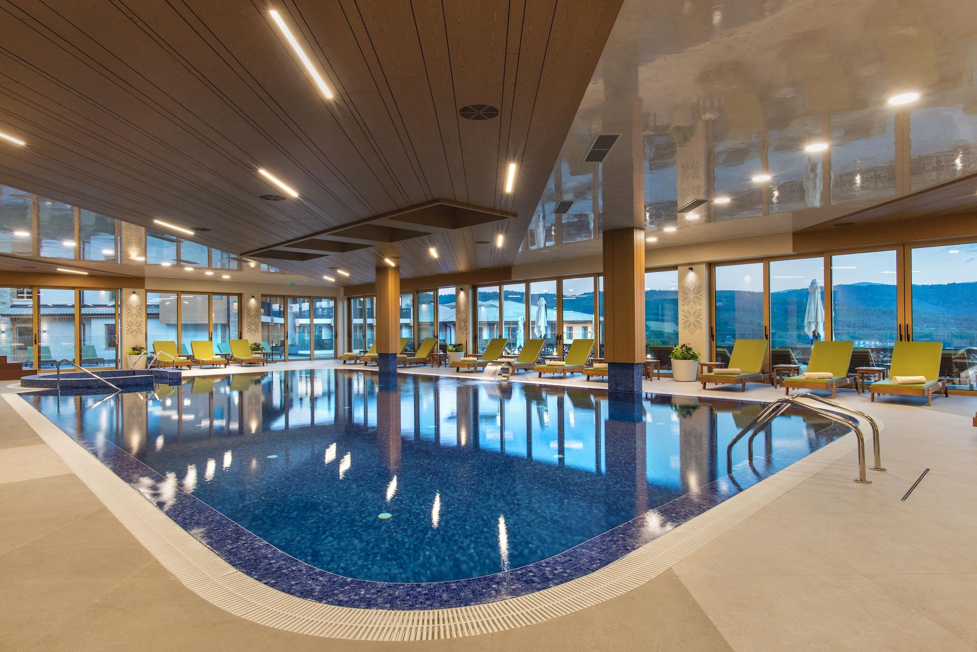 Vista Piscina Wine & SPA Hotel Chukara