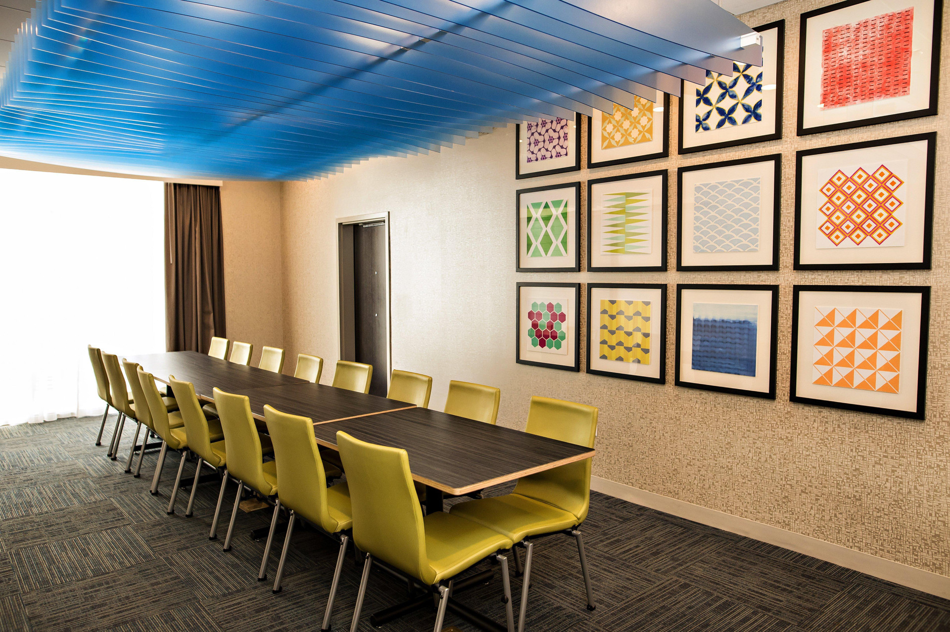 Centro de Negocios Holiday Inn Express & Suites Marietta By IHG