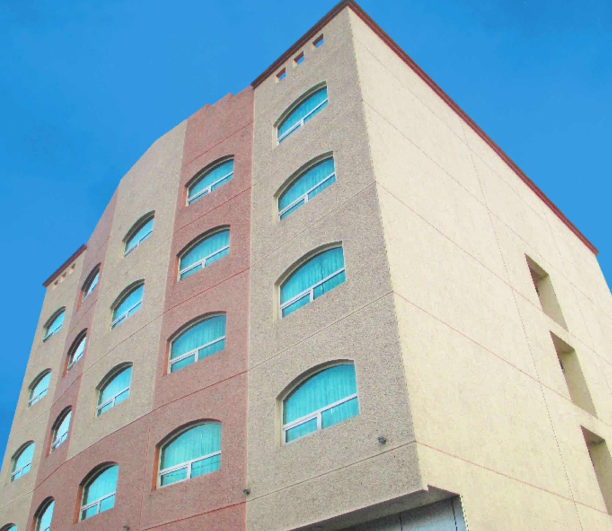 Vista Exterior Hotel La Muralla