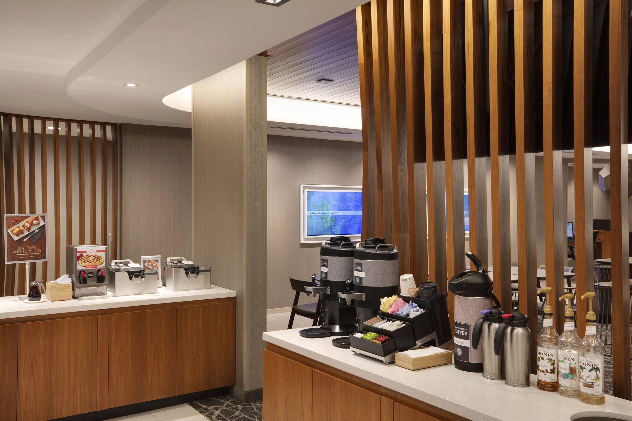 Restaurant SpringHill Suites by Marriott Hampton Portsmouth