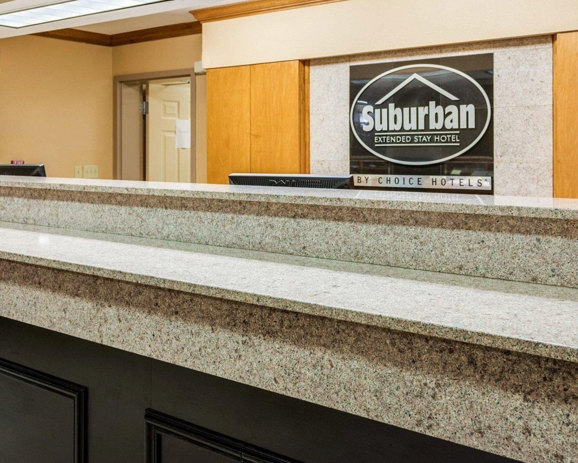 Vista Lobby Suburban Studios Avondale