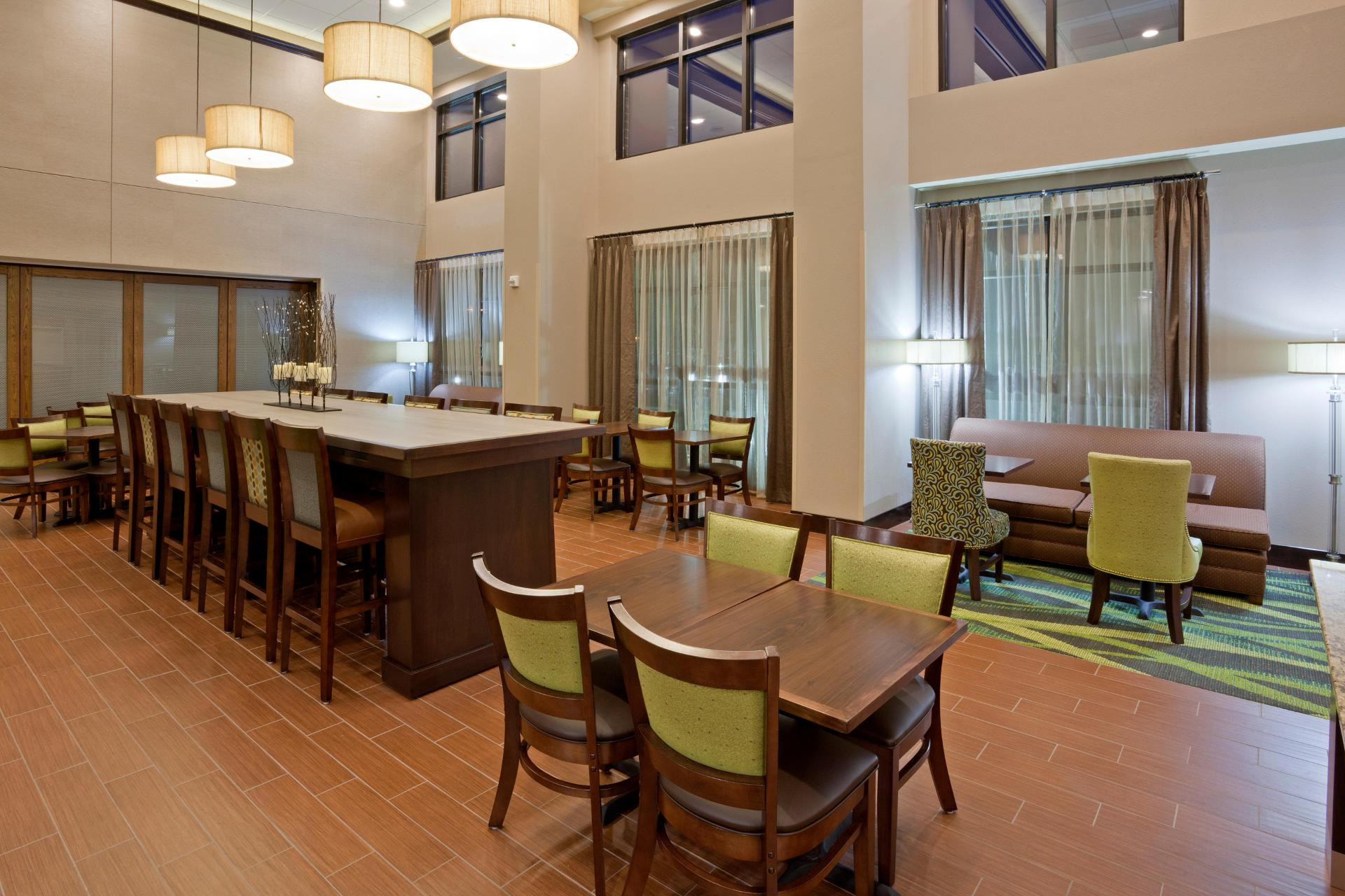 Restaurant Hampton Inn & Suites Minneapolis West/ Minnetonka