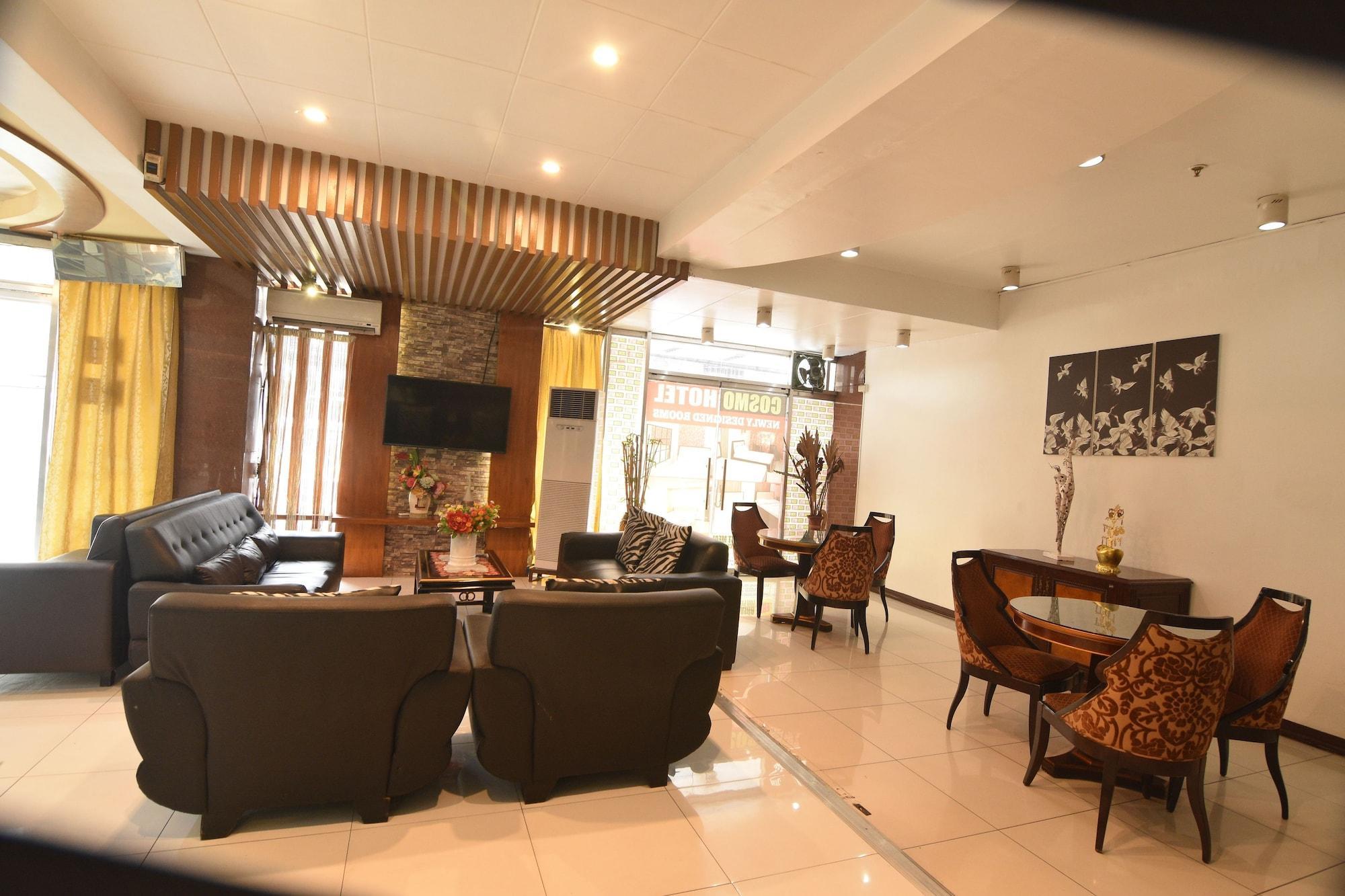 Bar/Salón Cosmo Hotel Espana Near Ust