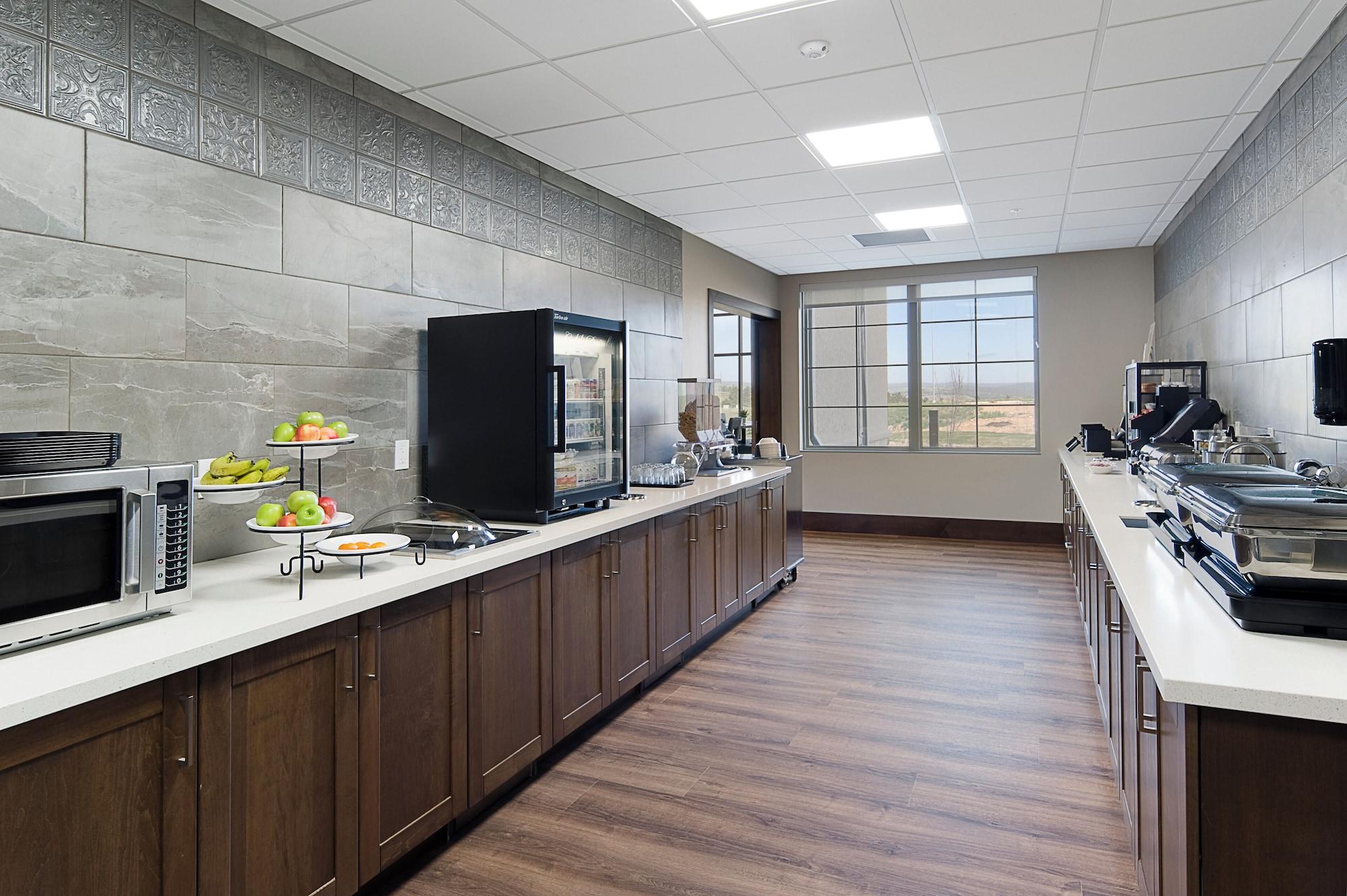 Restaurant ClubHouse Hotel & Suites - Rapid City