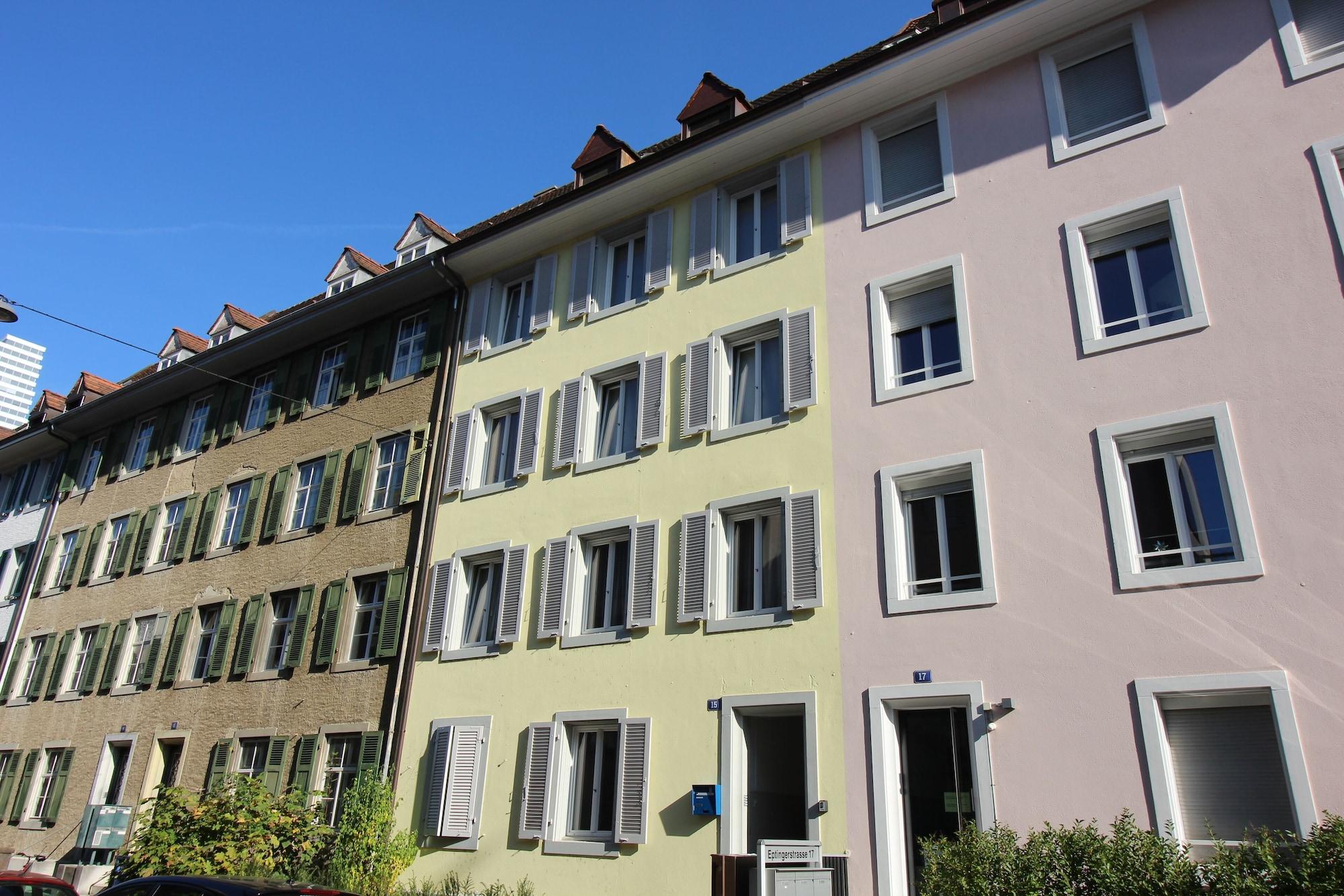 Vista Exterior Swiss Star Eptingerstrasse