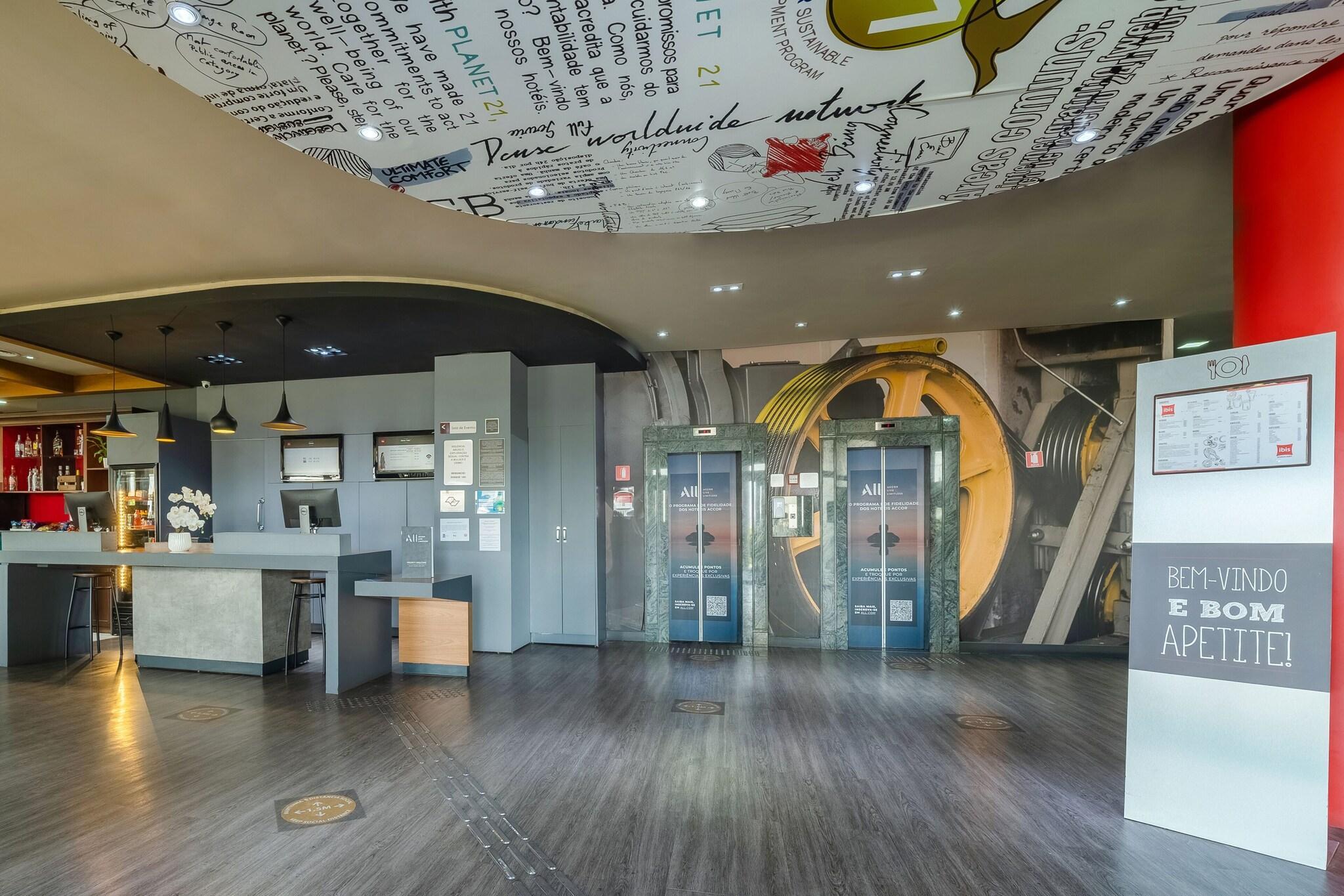 Vista Lobby ibis Sorocaba