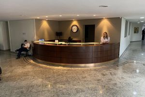 Alquiler Vacacional - “Stylish Flat with Maid & Free Parking”