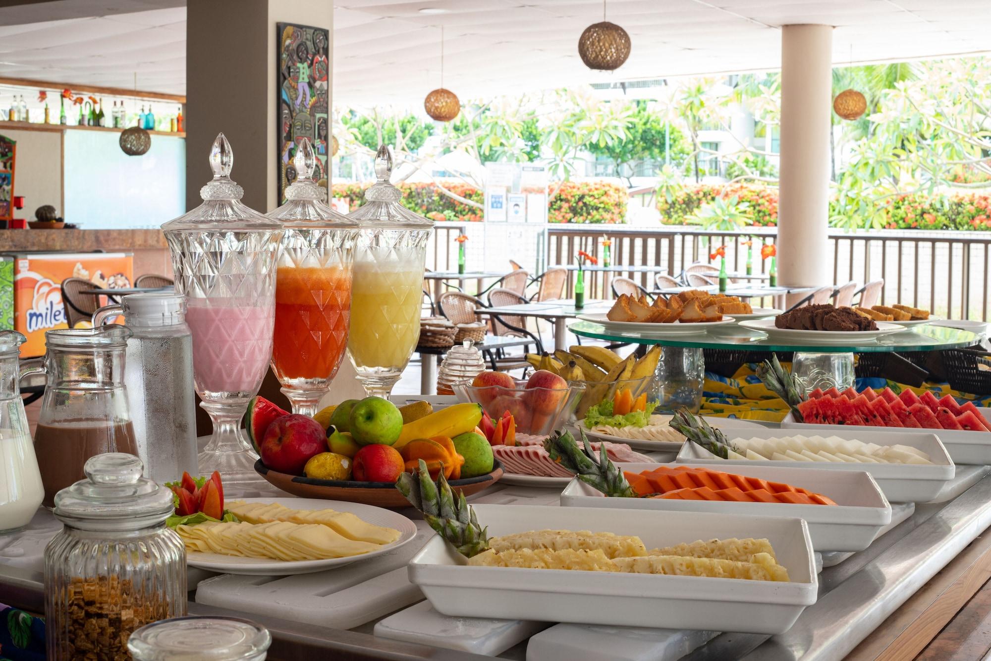 Restaurant Beach Class Muro Alto Resort - New Time