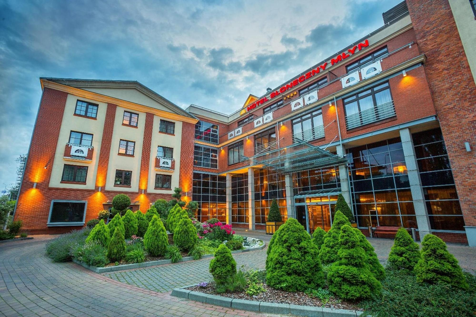Vista Exterior Hotel Sloneczny Mlyn