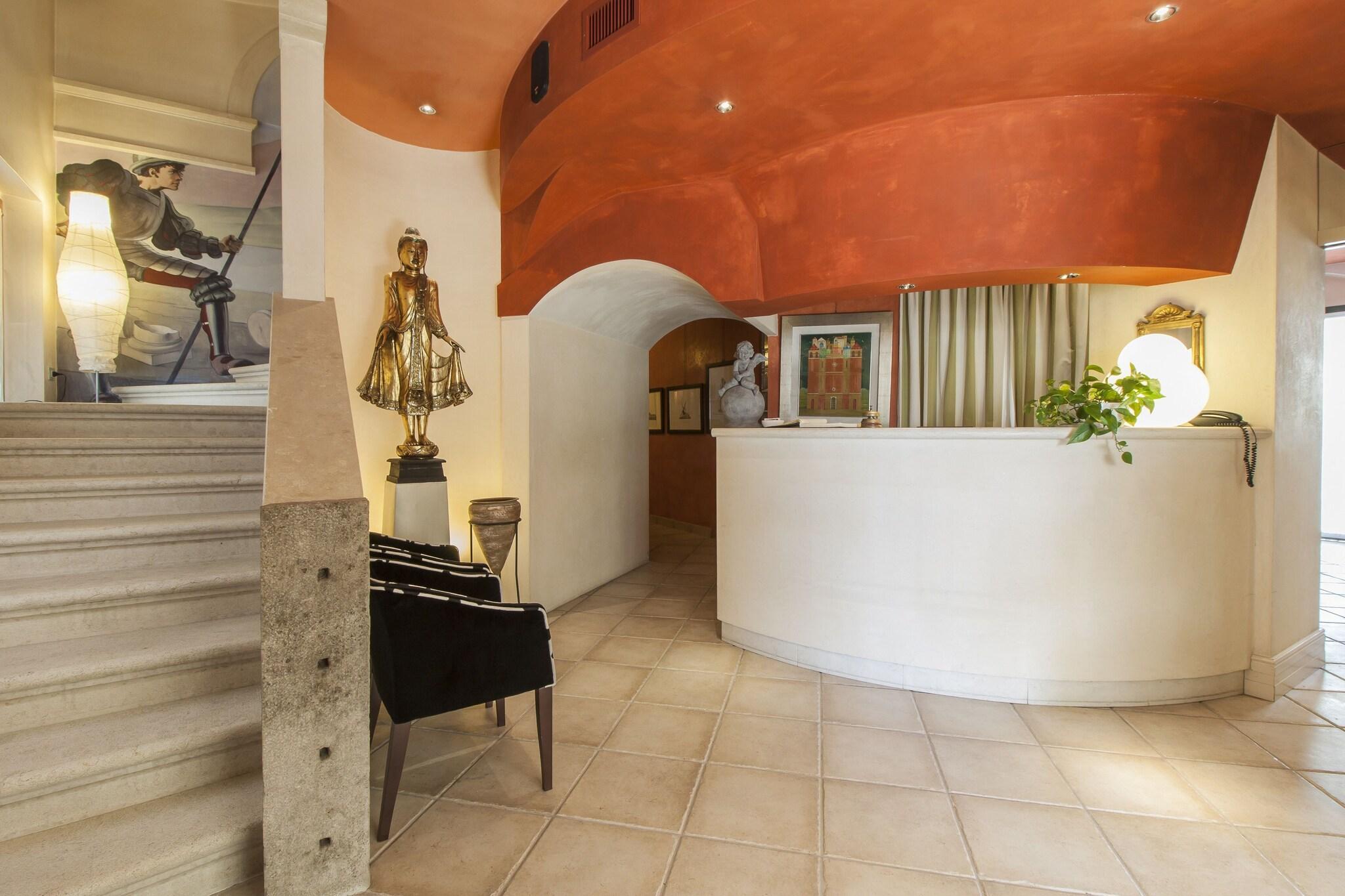 Vista Lobby Hotel Dei Chiostri