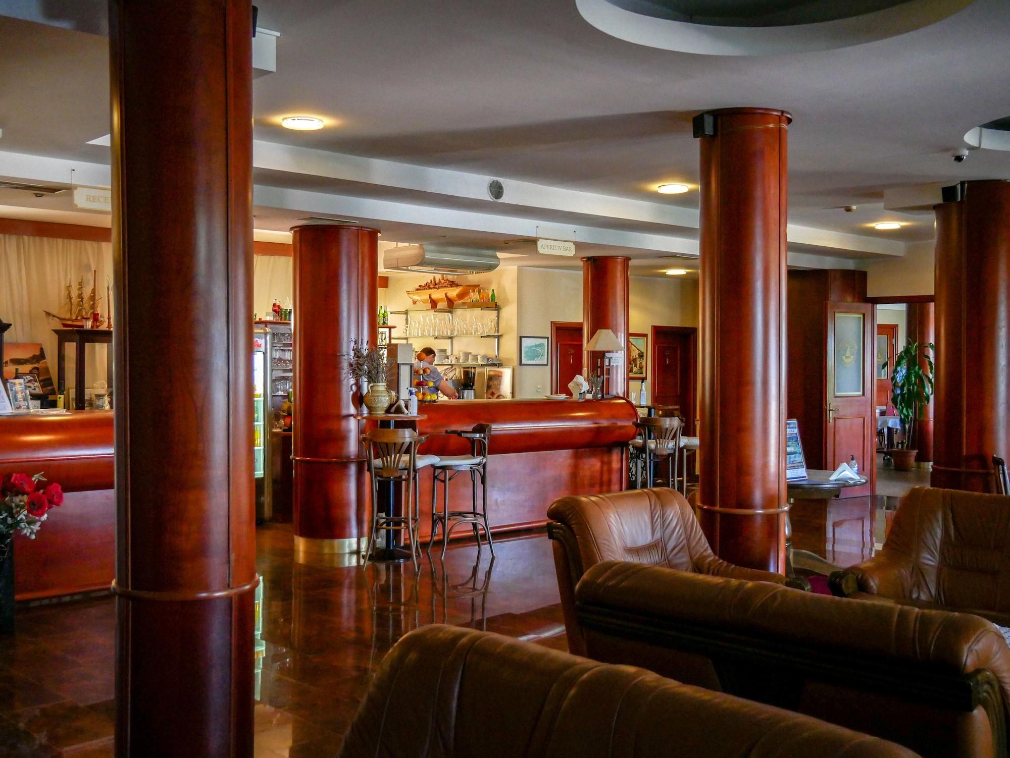 Vista Lobby Hotel Miramare Njivice