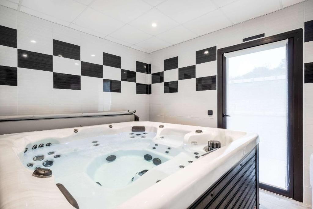 Spa Brit Hotel Figeac
