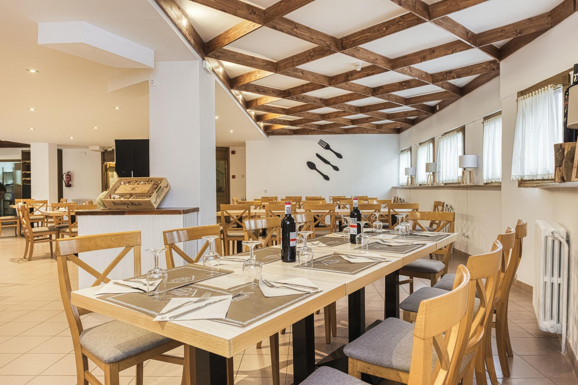 Salón de Baile Hotel Viella