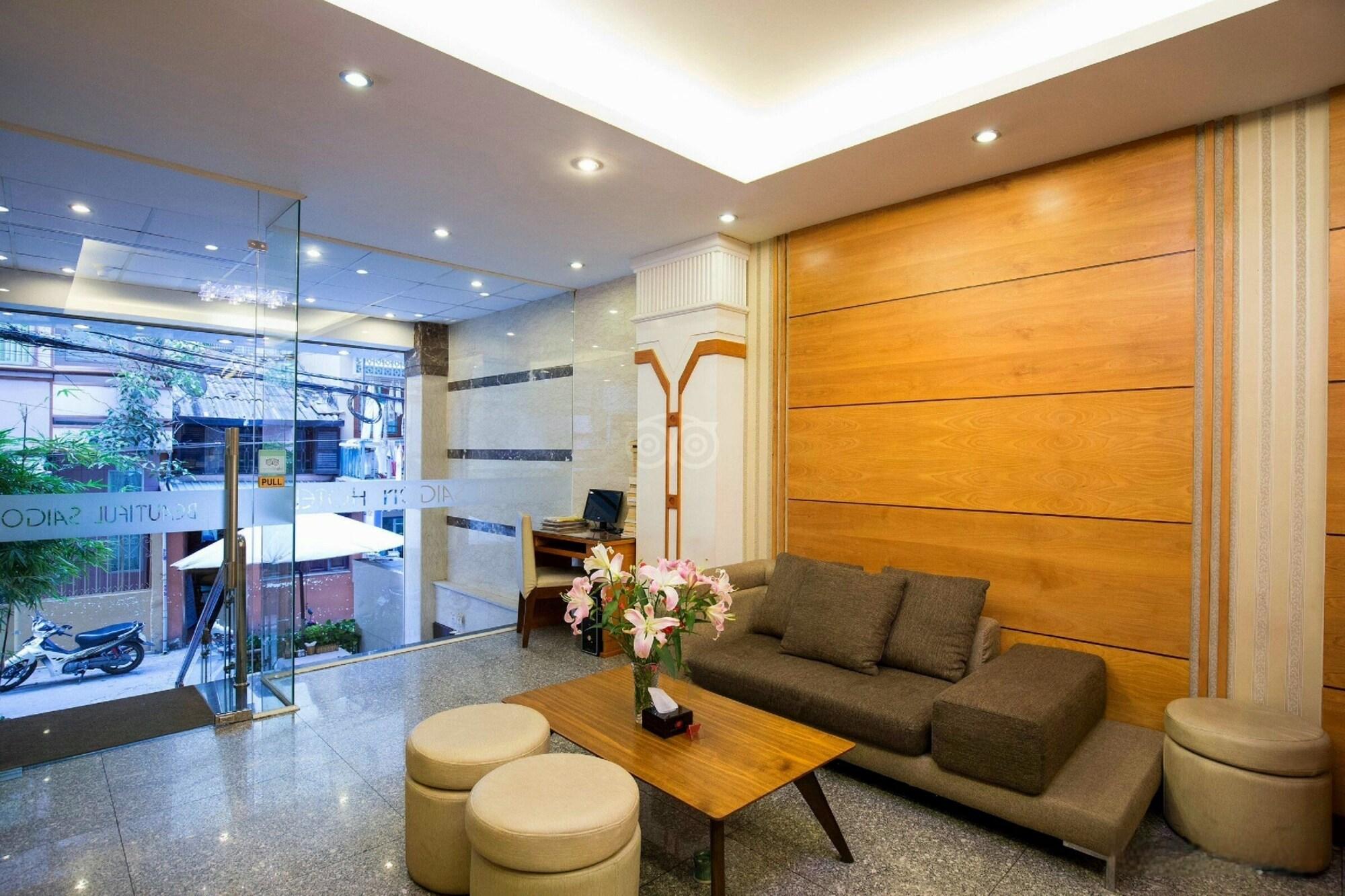 Vista Lobby Beautiful Saigon  Hotel