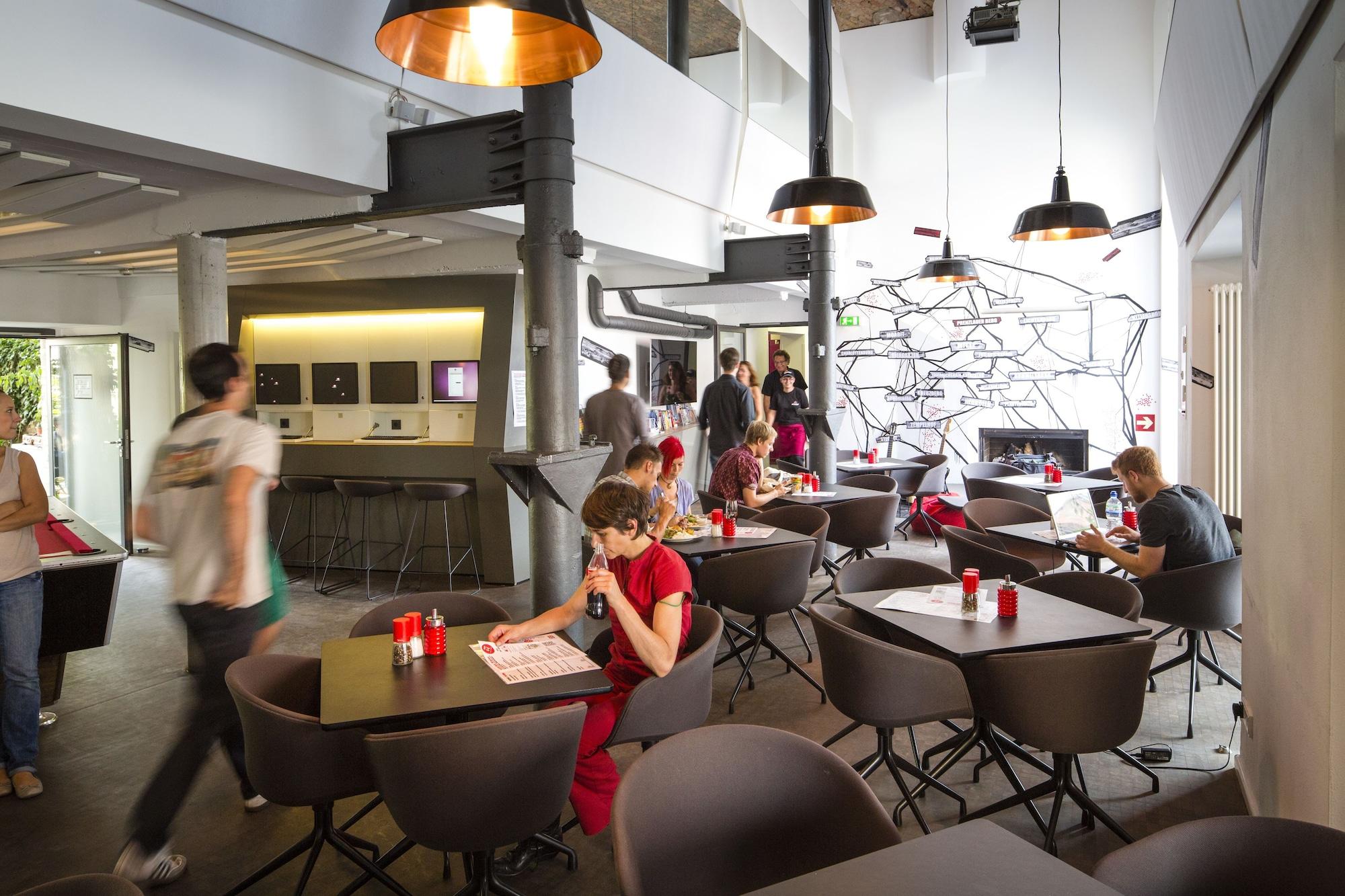 Restaurant Pfefferbett Hostel Berlin