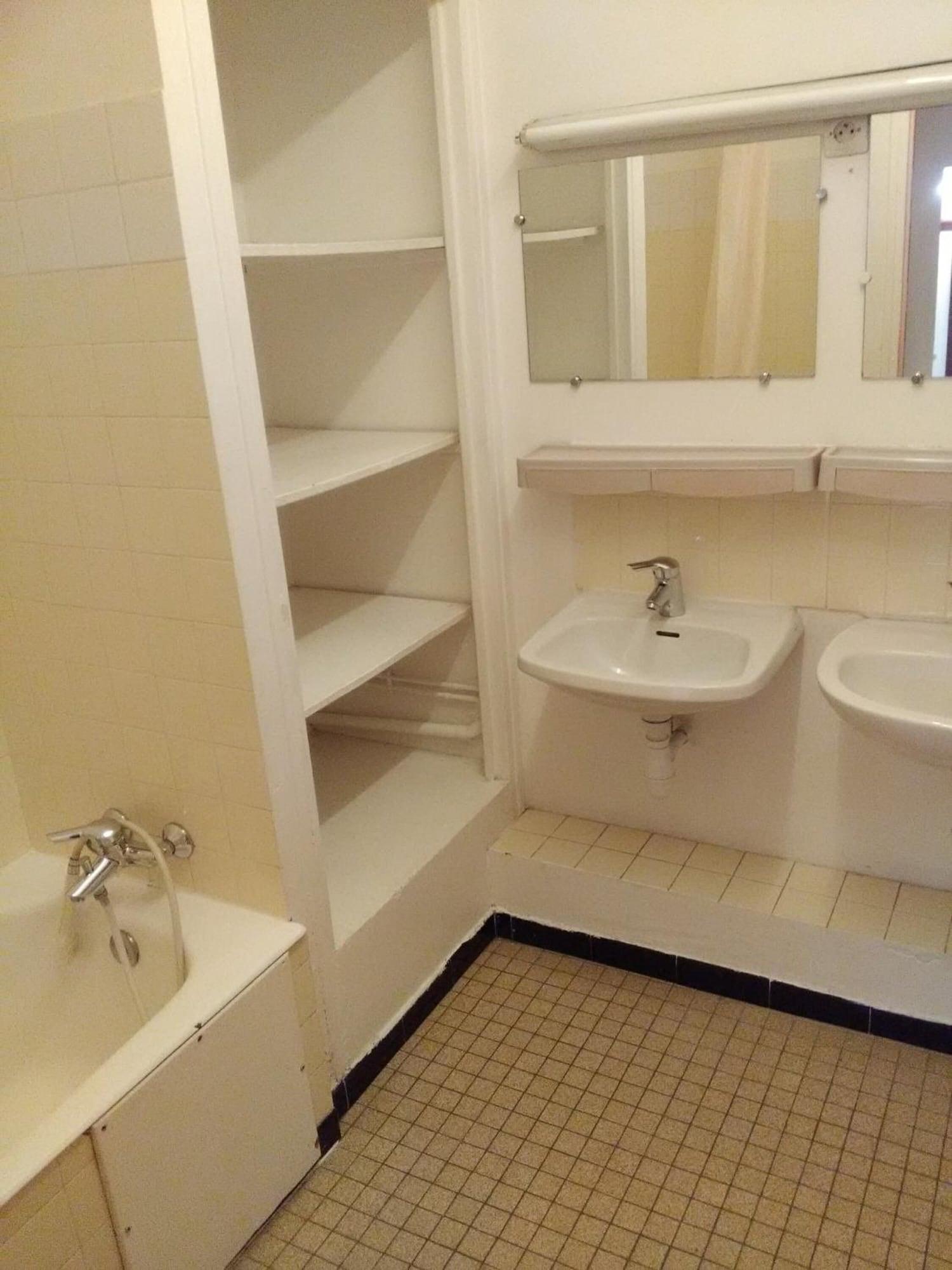 Equipamiento de Habitación CapVerb