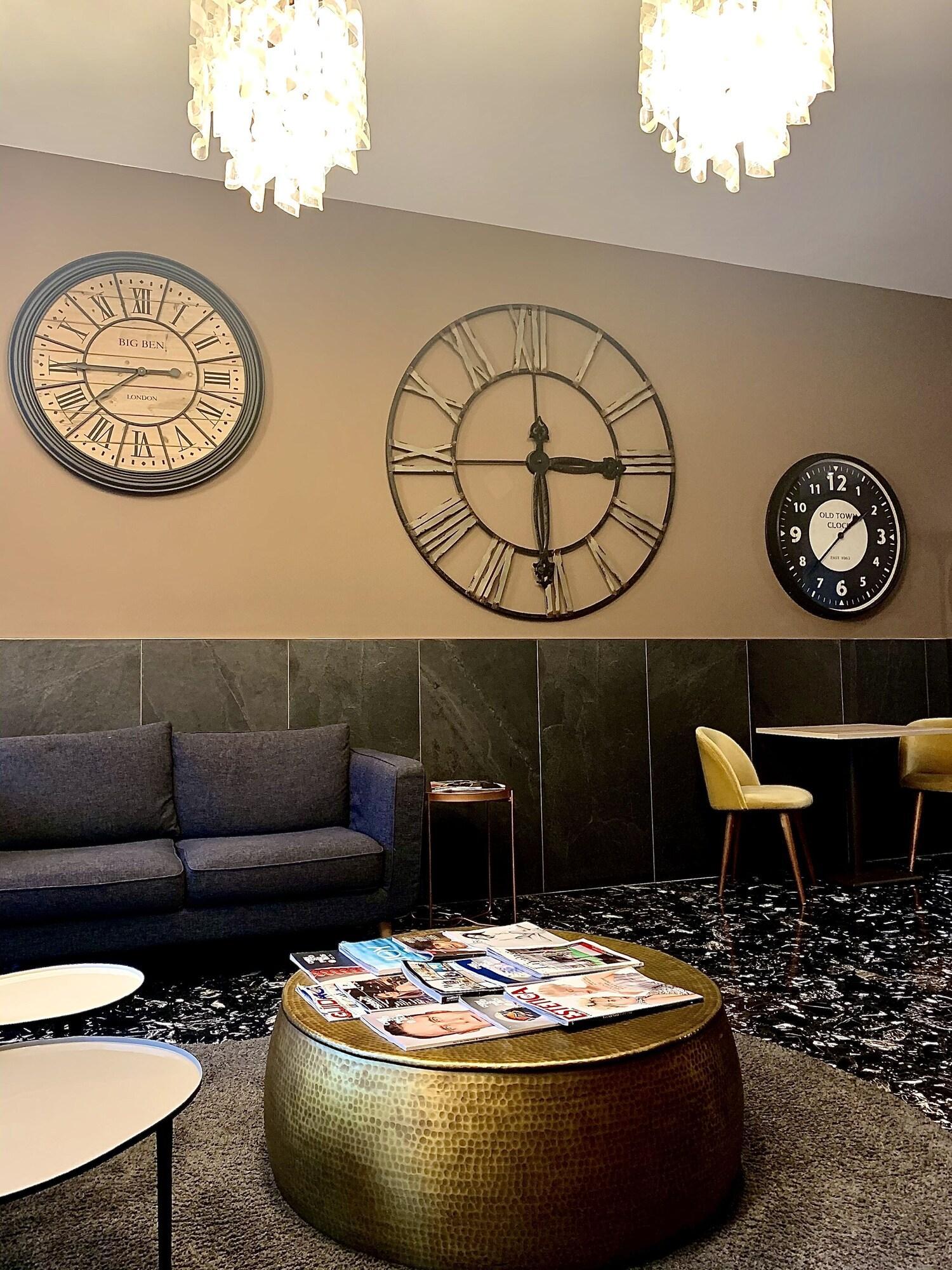 Vista Lobby Hotel Ariston