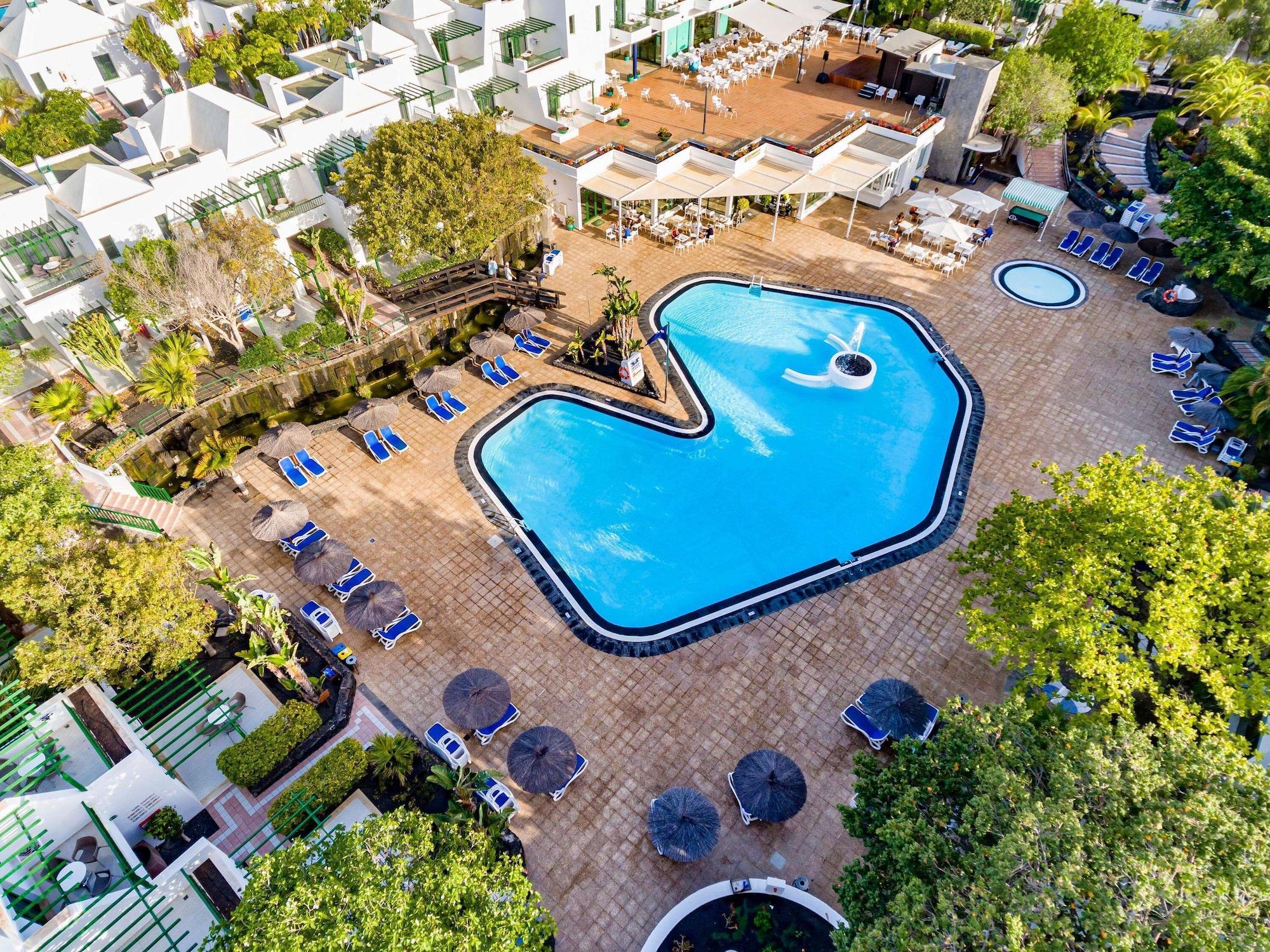 Vista Piscina Hotel THB Royal