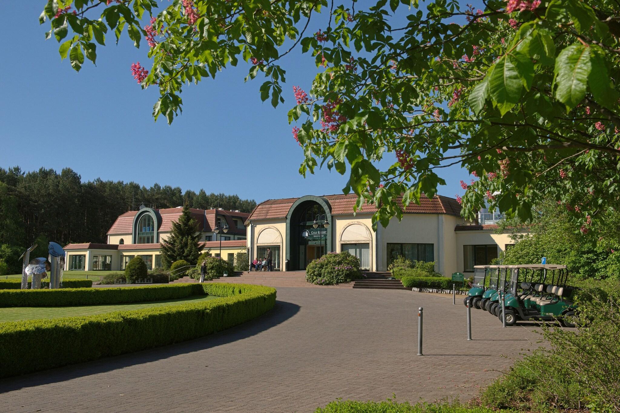 Vista Exterior GolfResort Semlin Am See