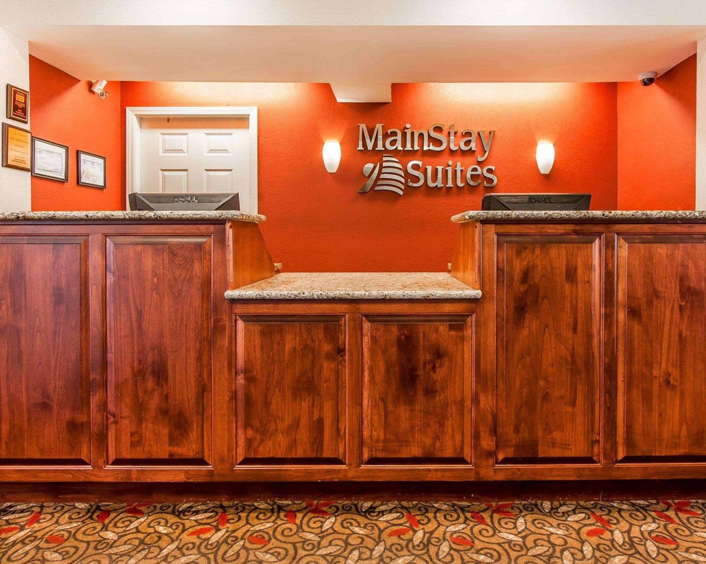 Vista Lobby Mainstay Suites Knoxville Airport