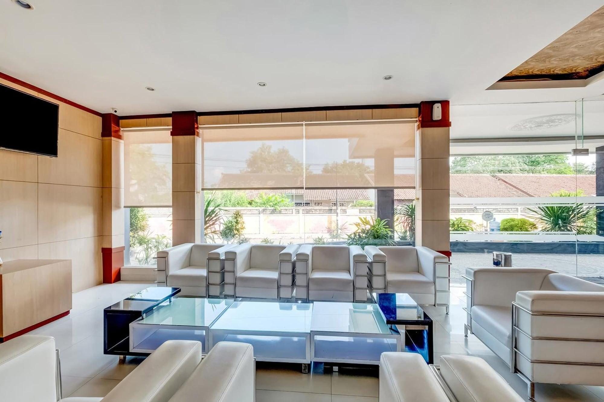 Vista Lobby Tembok Batu Residence