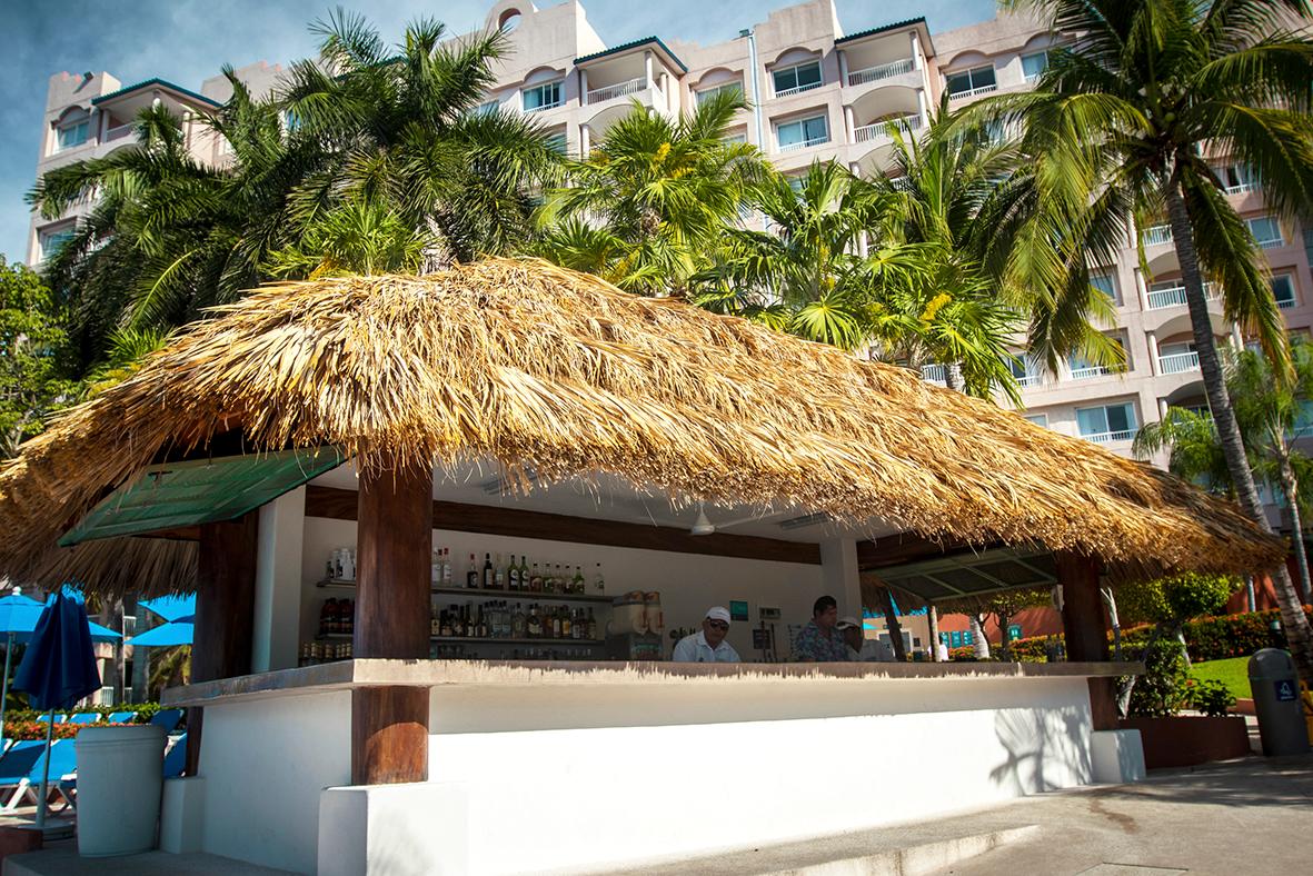 Bar/lounge Azul Ixtapa All Inclusive Beach Resort & Convention Center