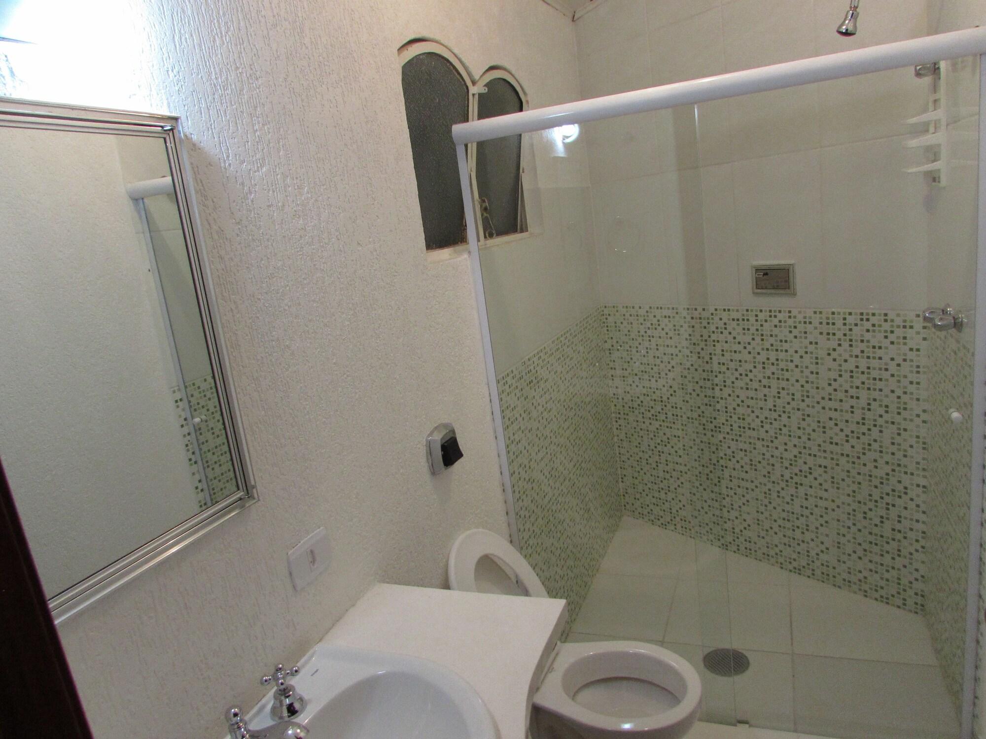 Equipamiento de Habitación Hotel Geneve