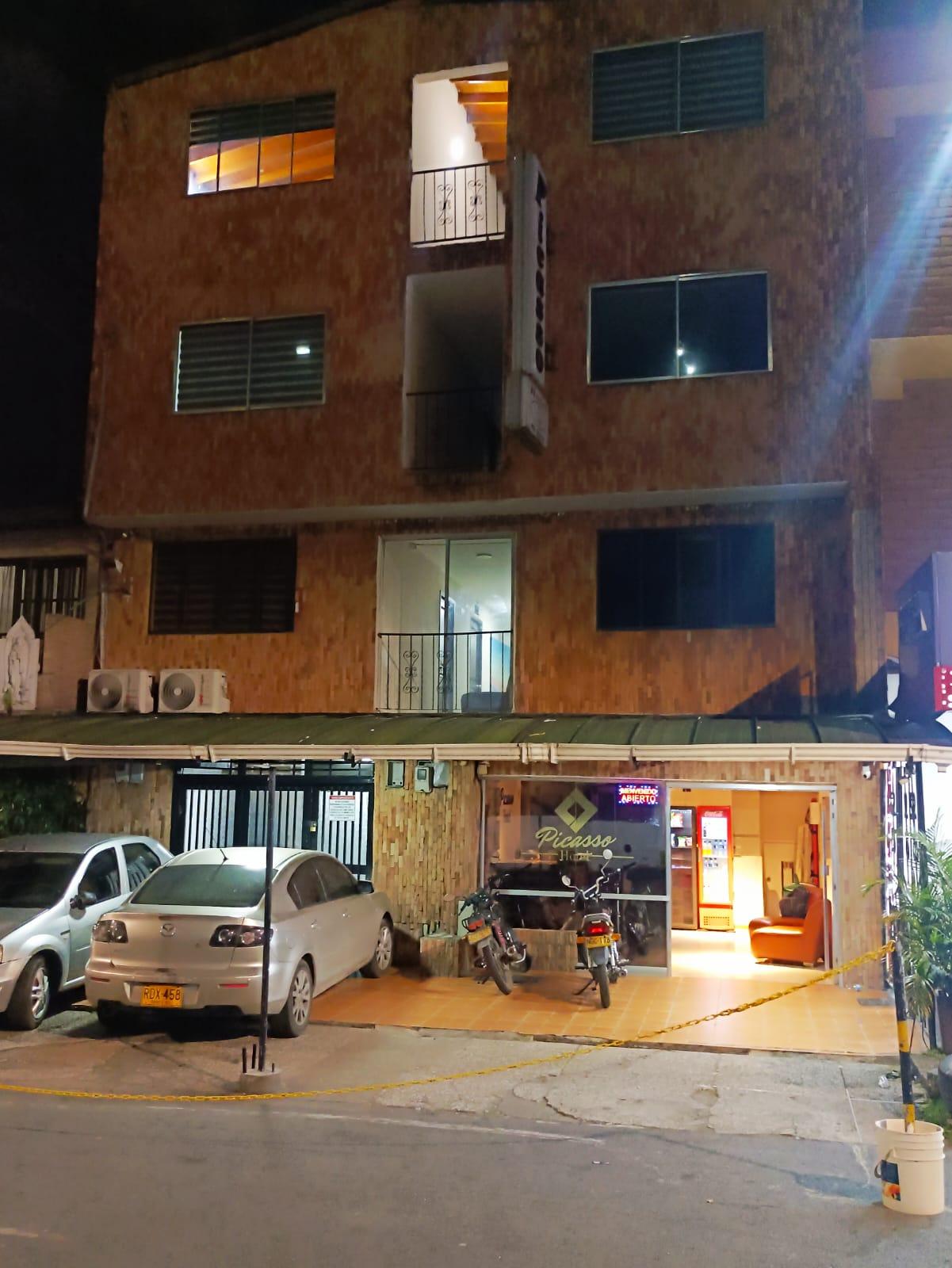 Vista Exterior Hotel Picasso 70