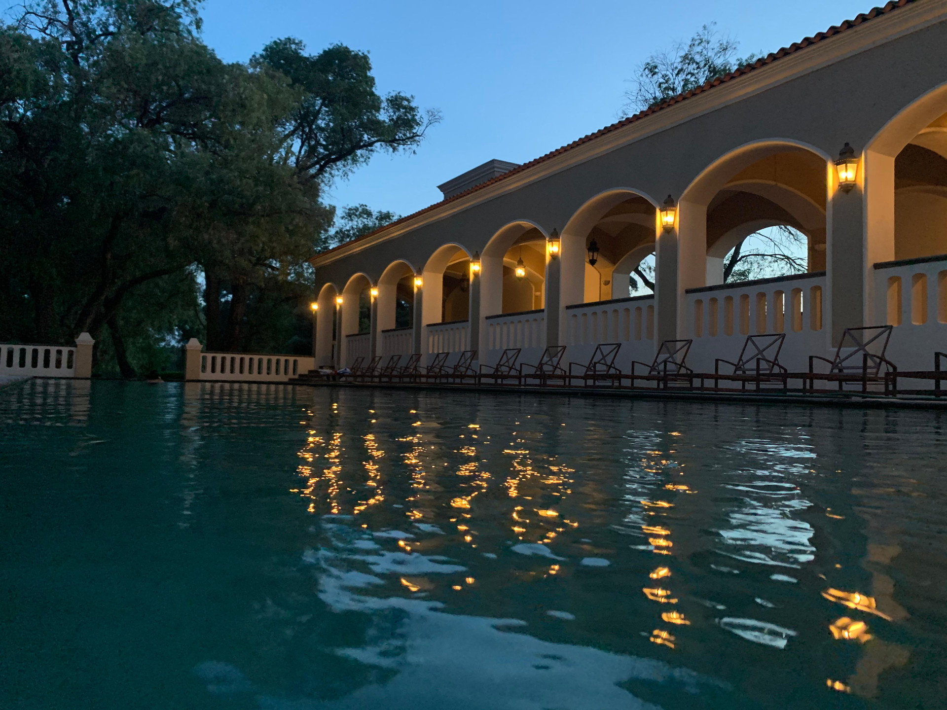 Vista Piscina Hotel Villa Antigua