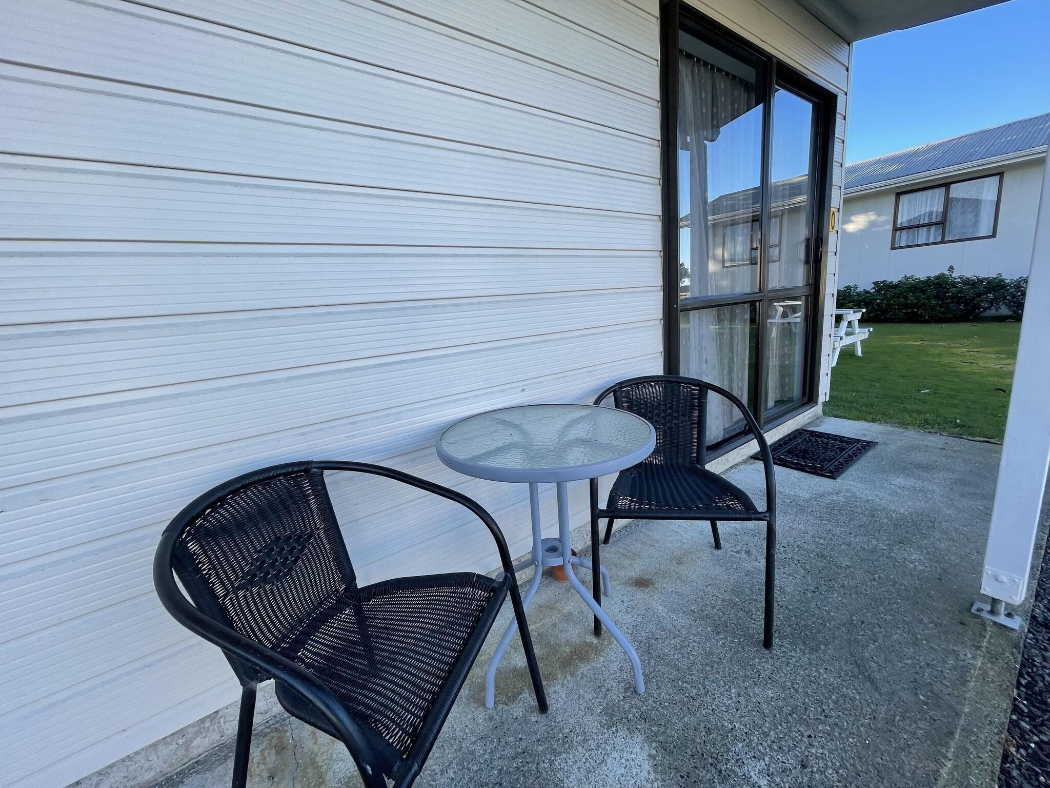 Varios Alpine View Motel