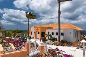 Alquiler Vacacional - Stunning ocean view villa, renovated and refurbished 2019, private pool