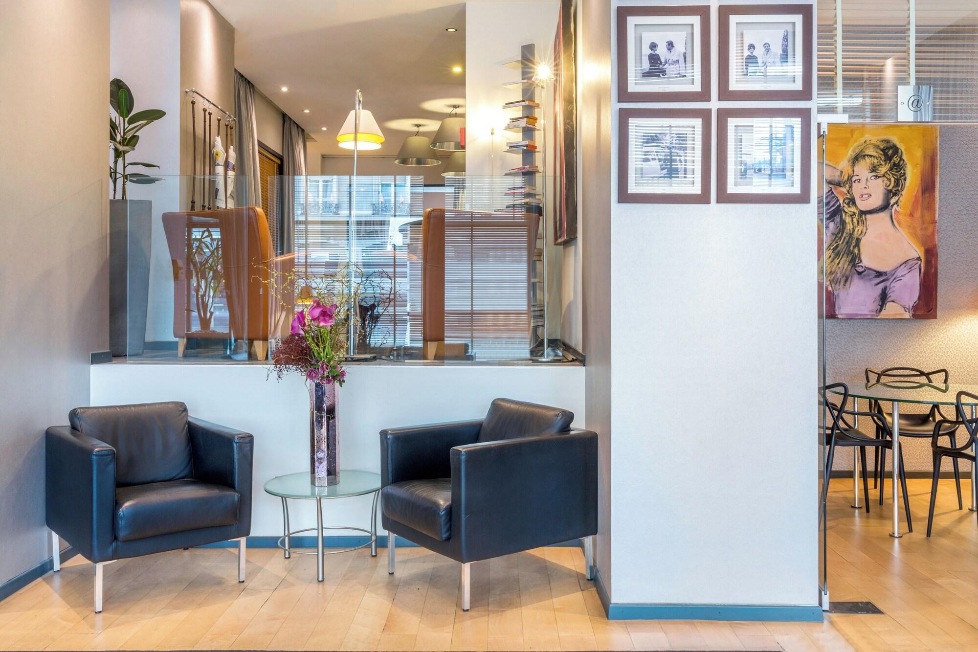 Vista Lobby Hotel Auteuil