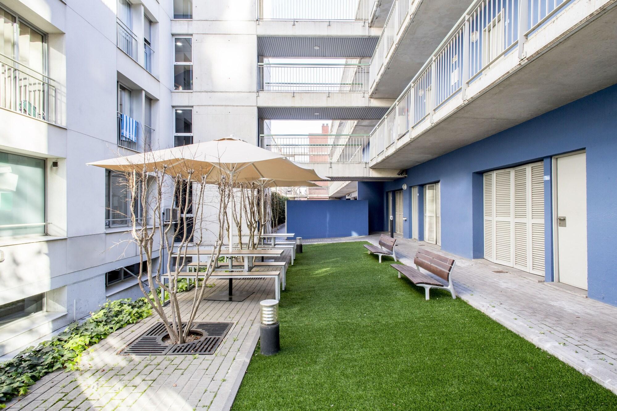 Varios Residencia Universitaria Resa Campus del Mar