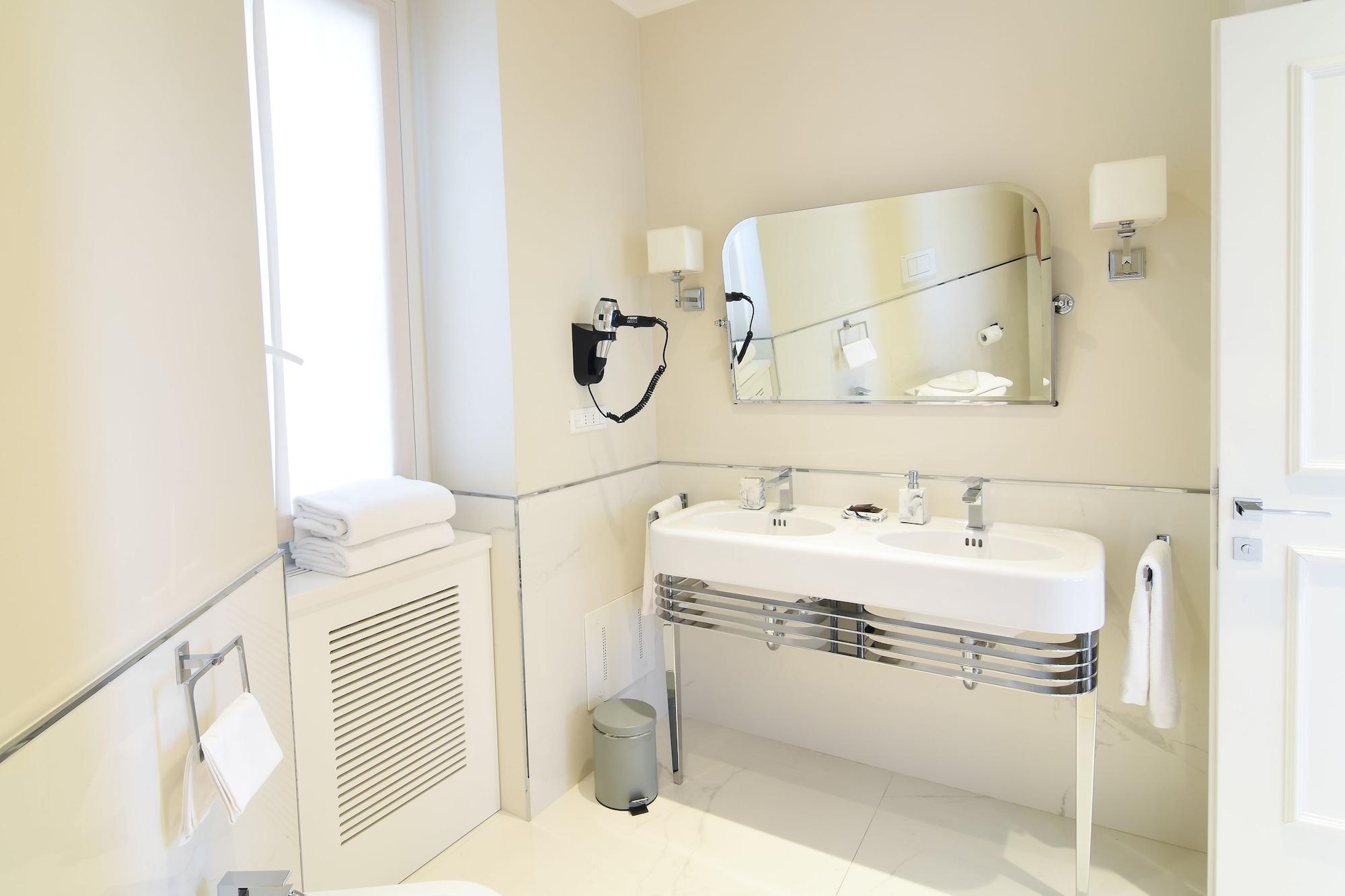 Equipamiento de Habitación Luxury Suite Milano Duomo