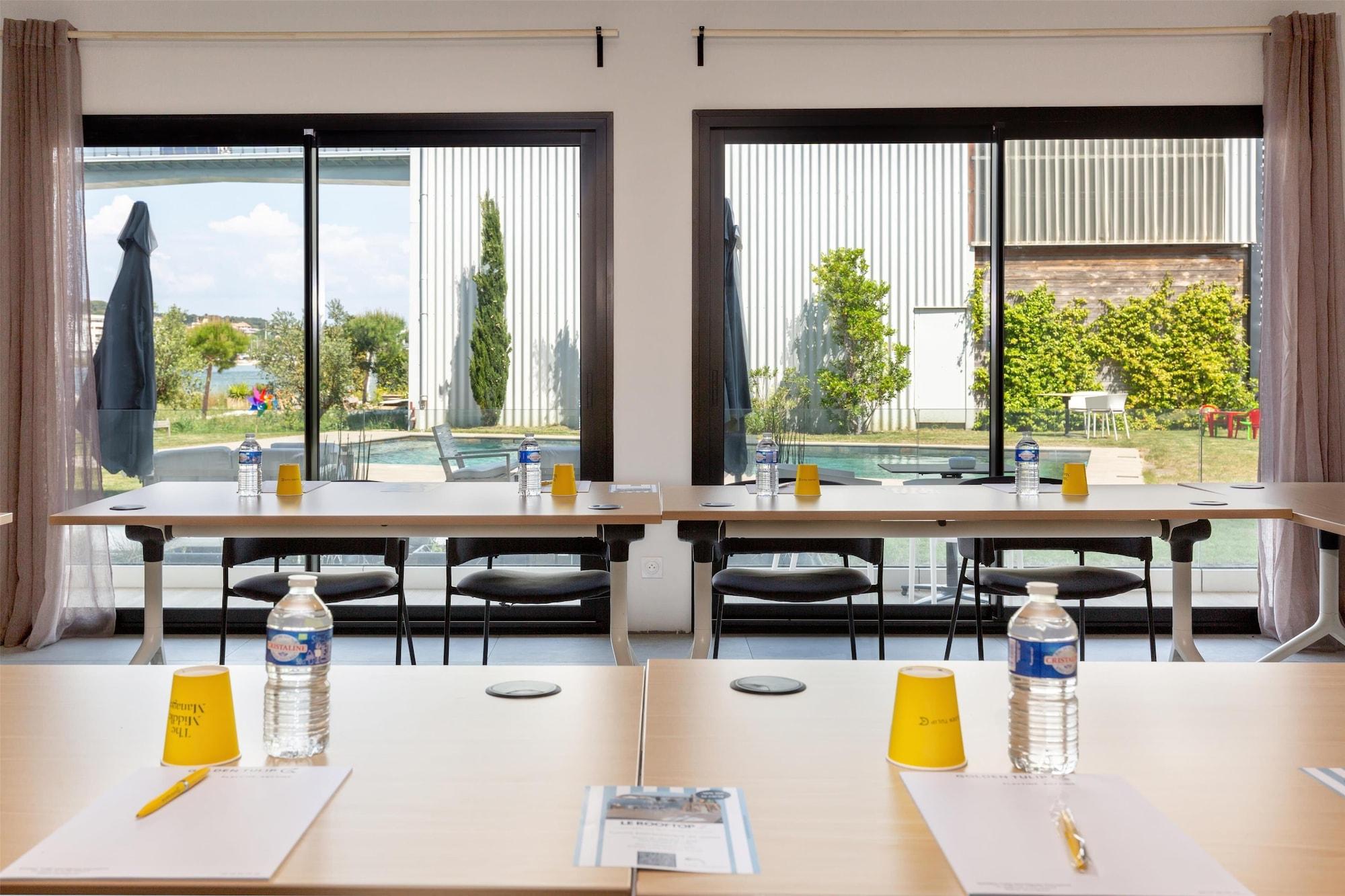 Sala de Reuniones Golden Tulip Martigues Provence