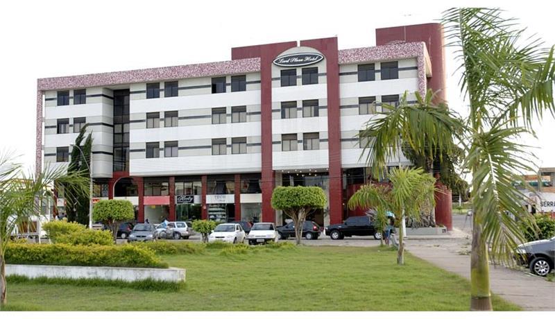 Vista Exterior Lord Plaza