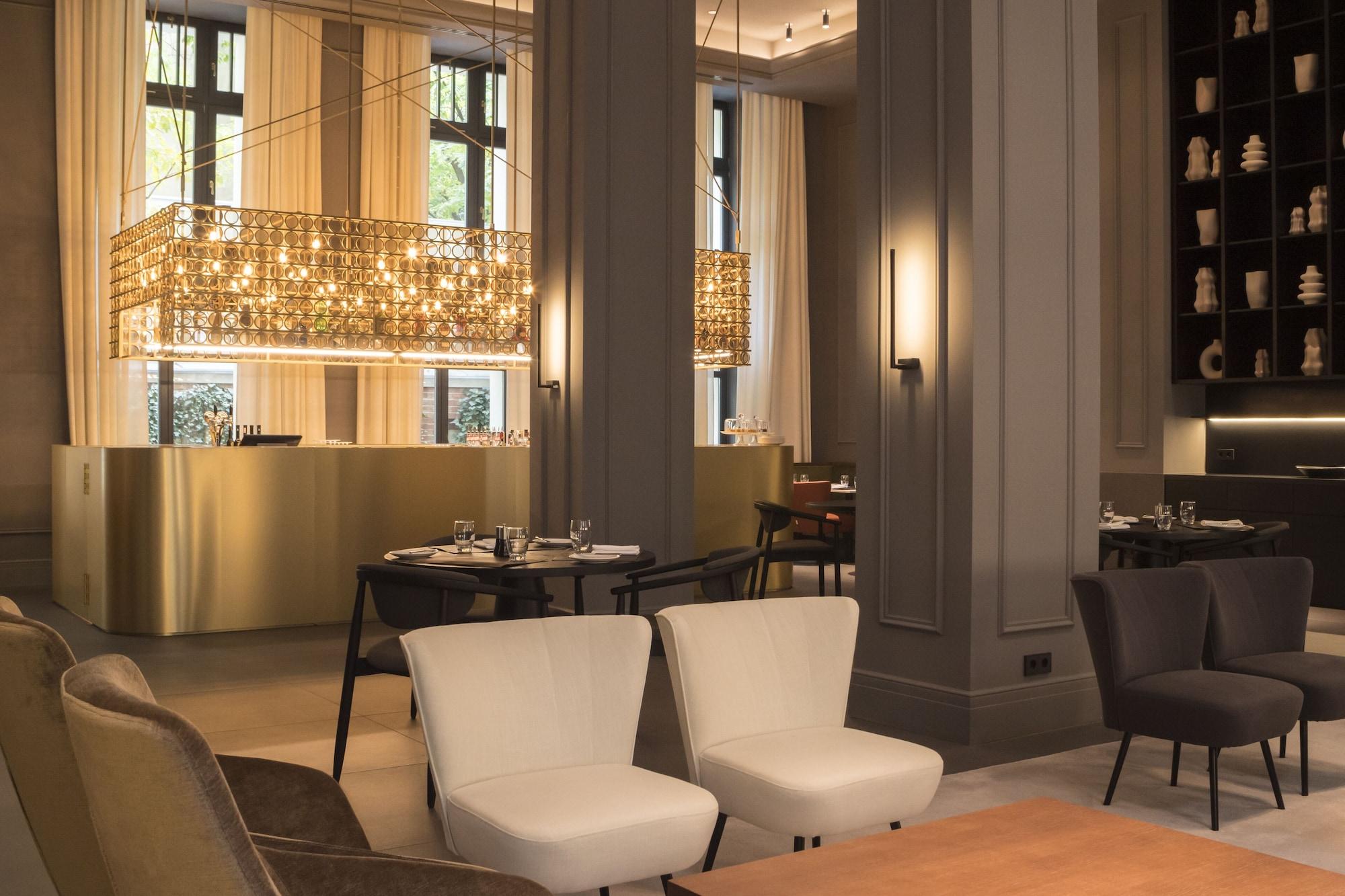 Vista Lobby Kozmo Hotel Suites & Spa - Small Luxury Hotels of the World