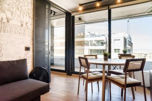 Aluguel por temporada - Prime 1BR Flat in Las Condes with Private Parking