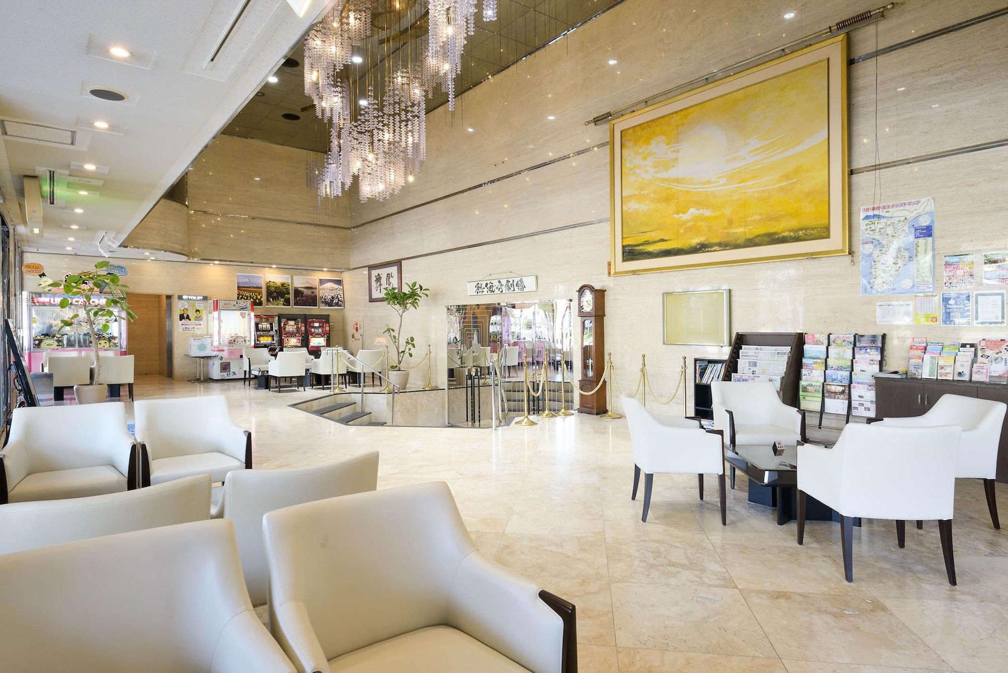Vista Lobby Sunmi Club