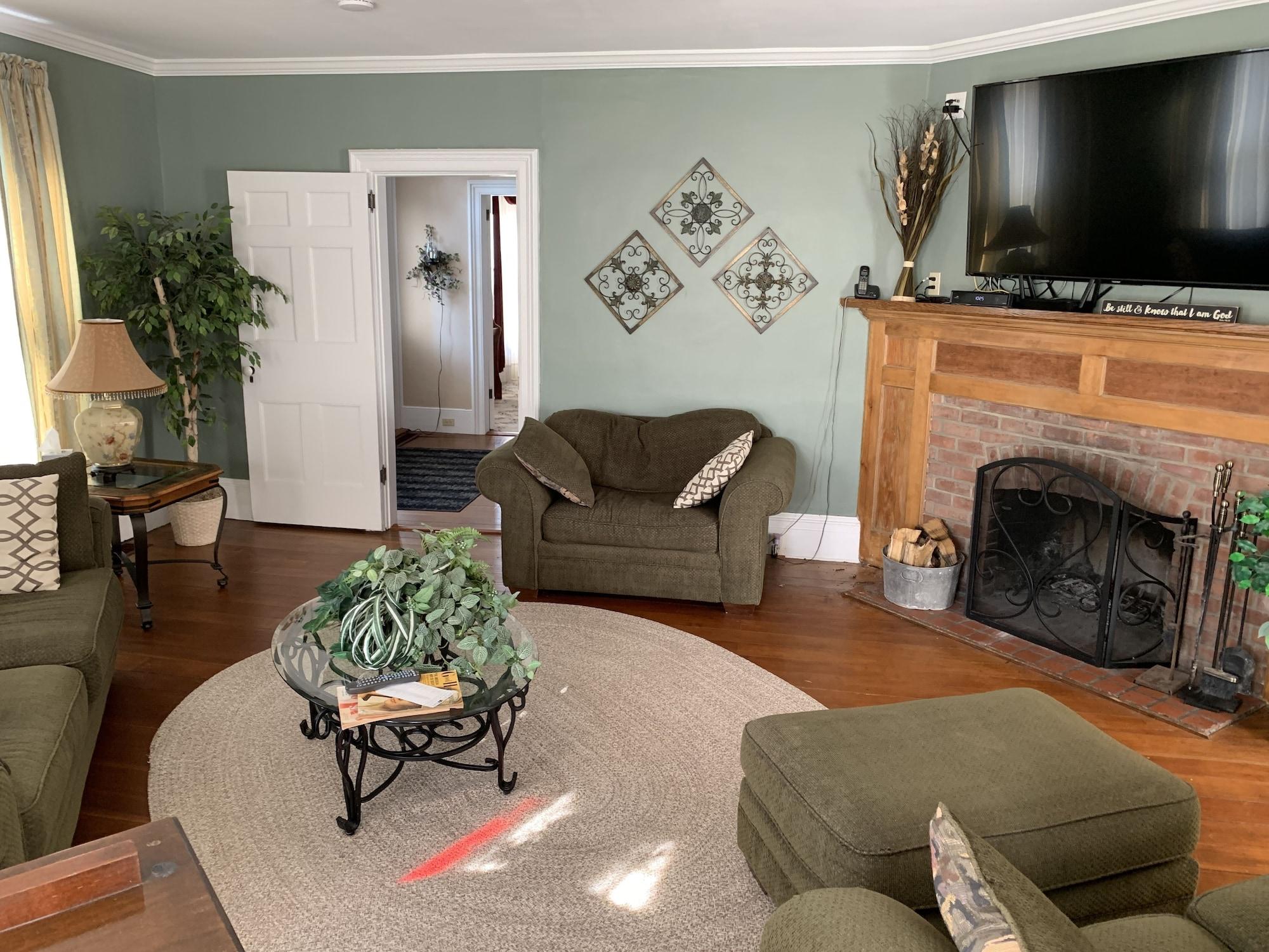 Vista Lobby Centennial Inn Bed & Breakfast