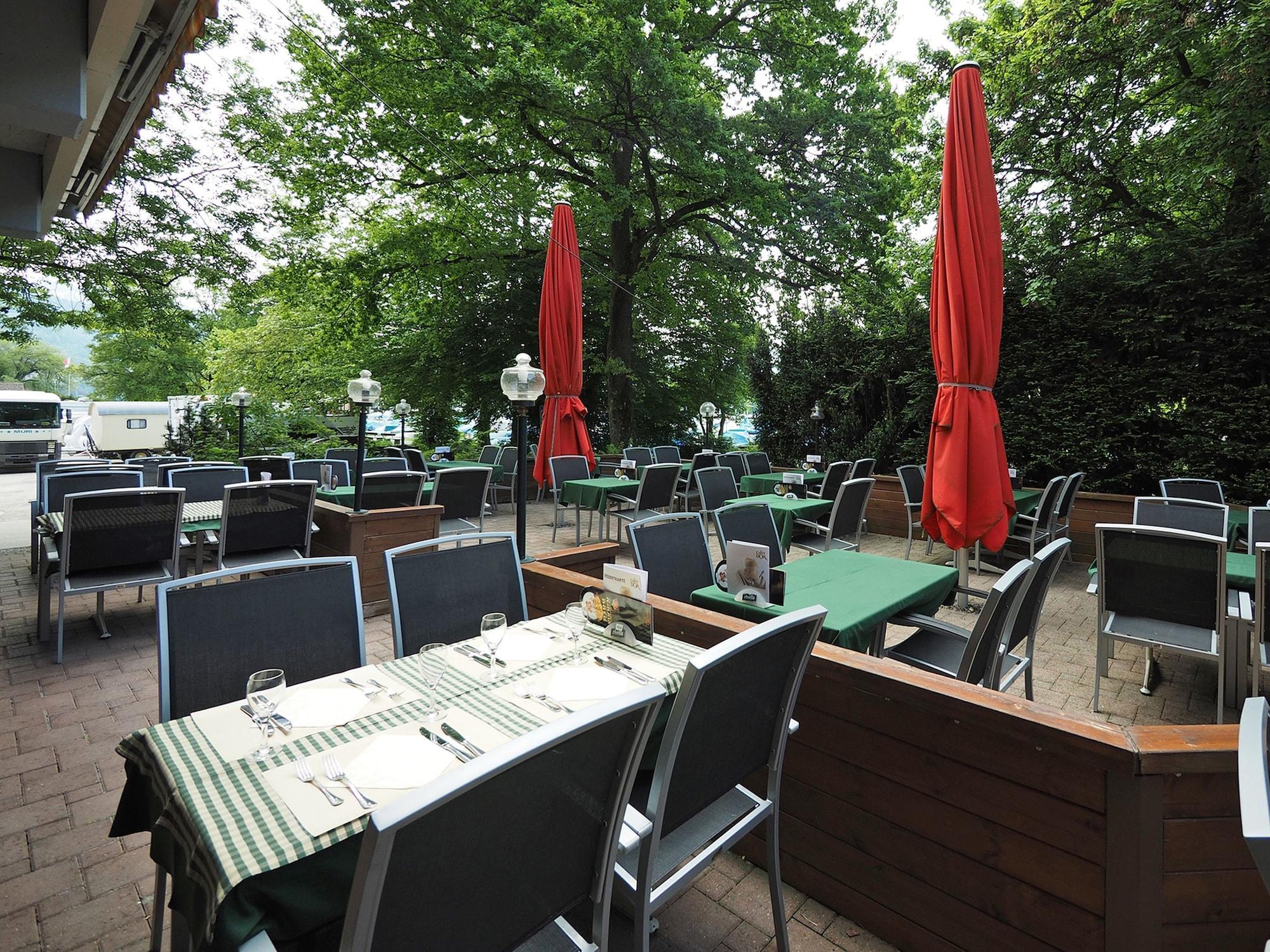 Restaurant Hotel Holiday