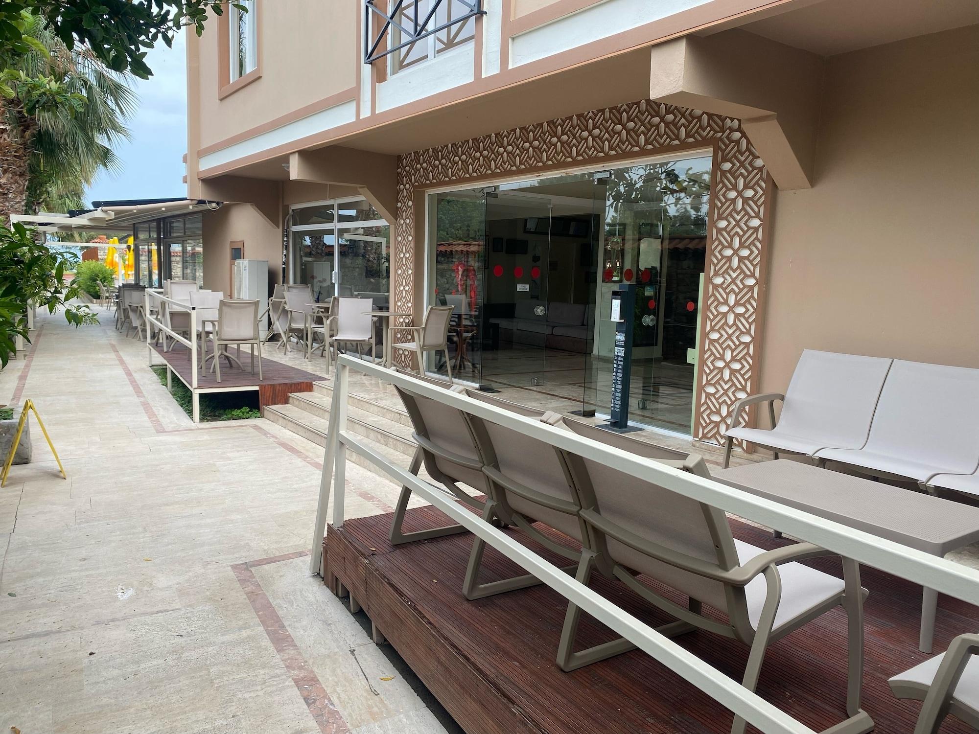 Vista Exterior Beldibi Beach Hotel