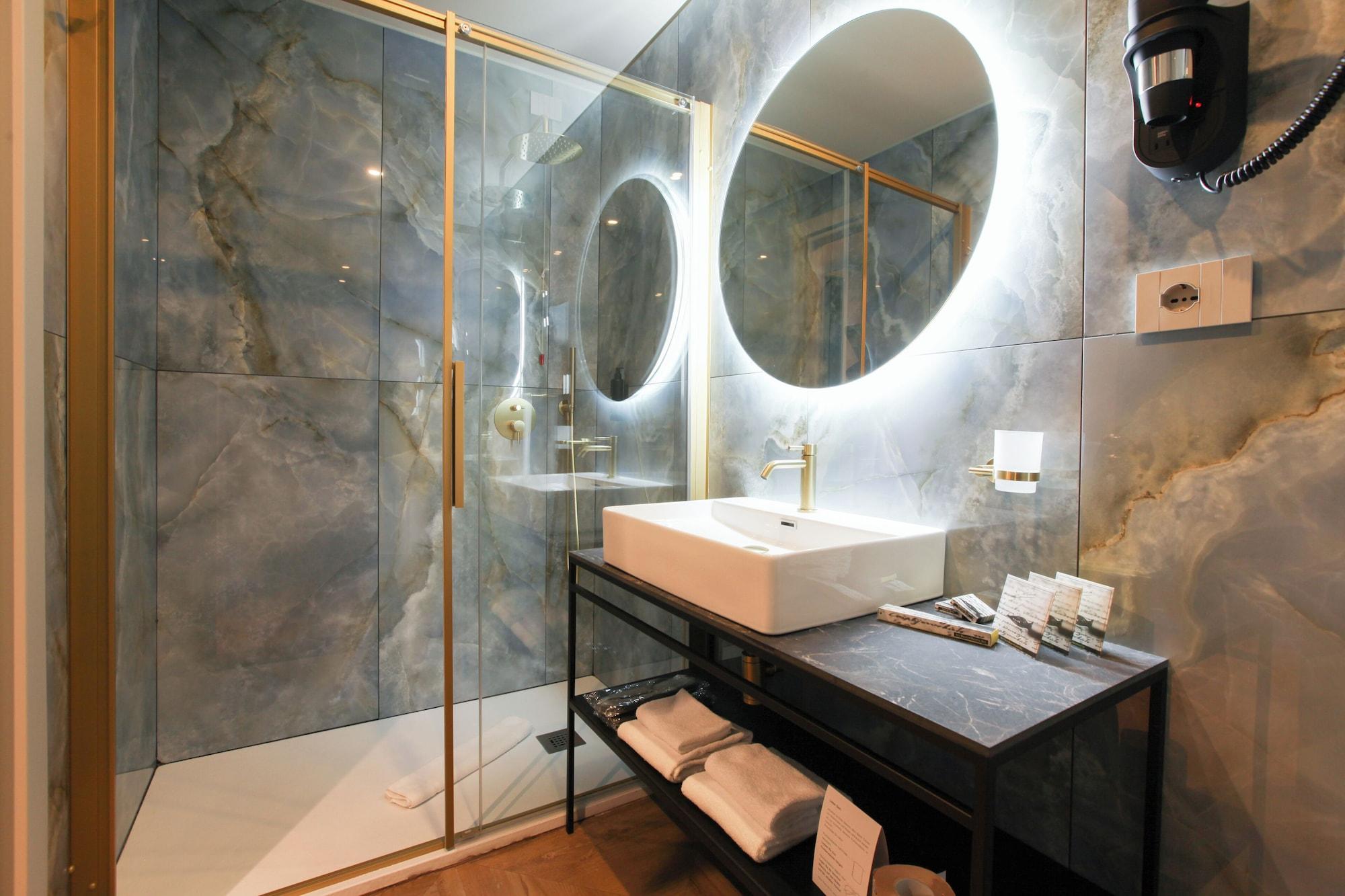 Equipamiento de Habitación THE FLOOR