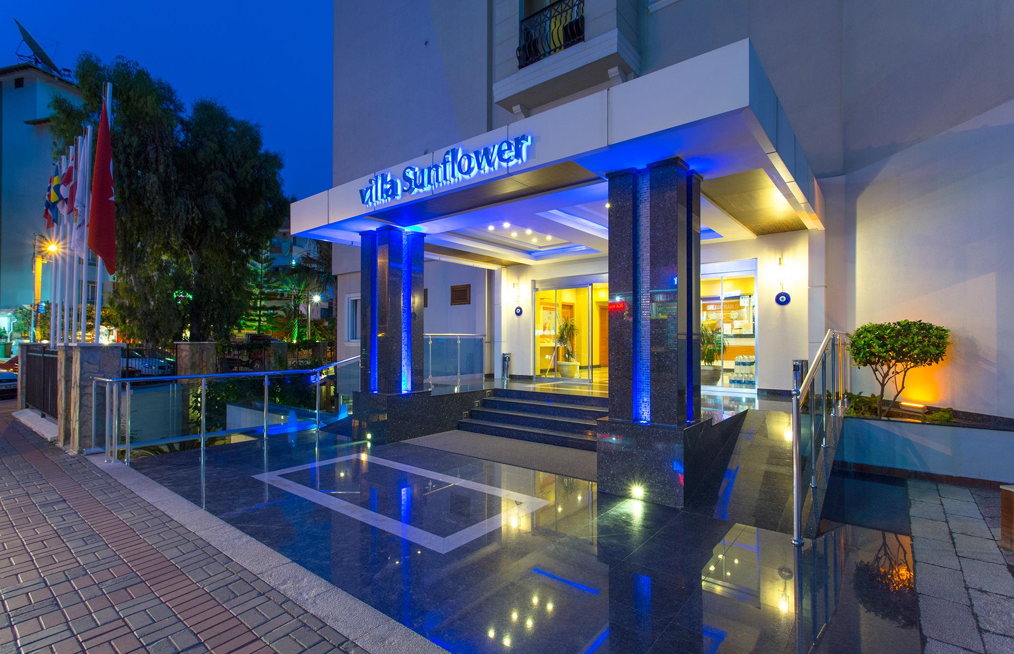Vista Exterior Villa Sunflower Hotel
