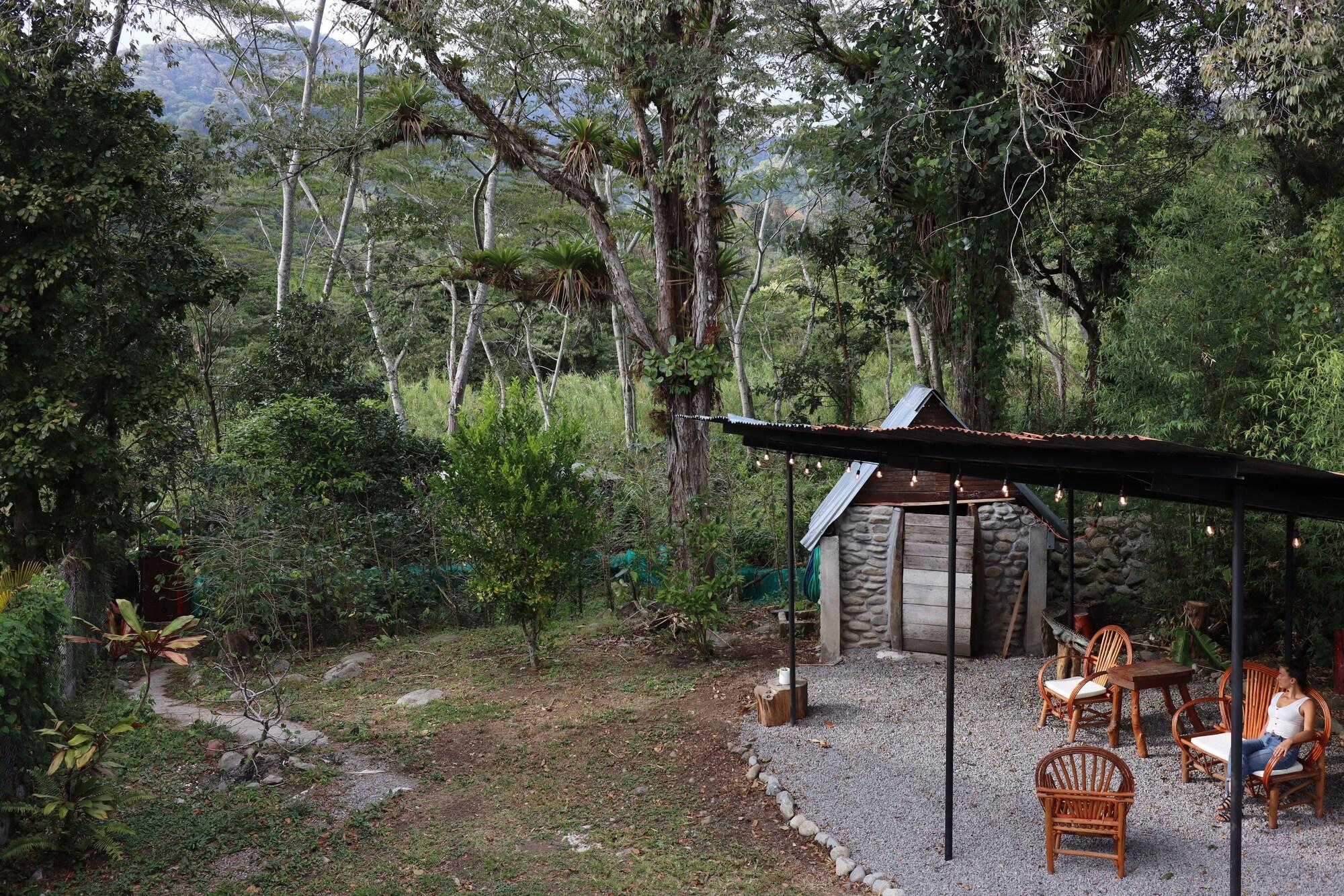Equipamiento de Habitación Boquete Firefly Inn