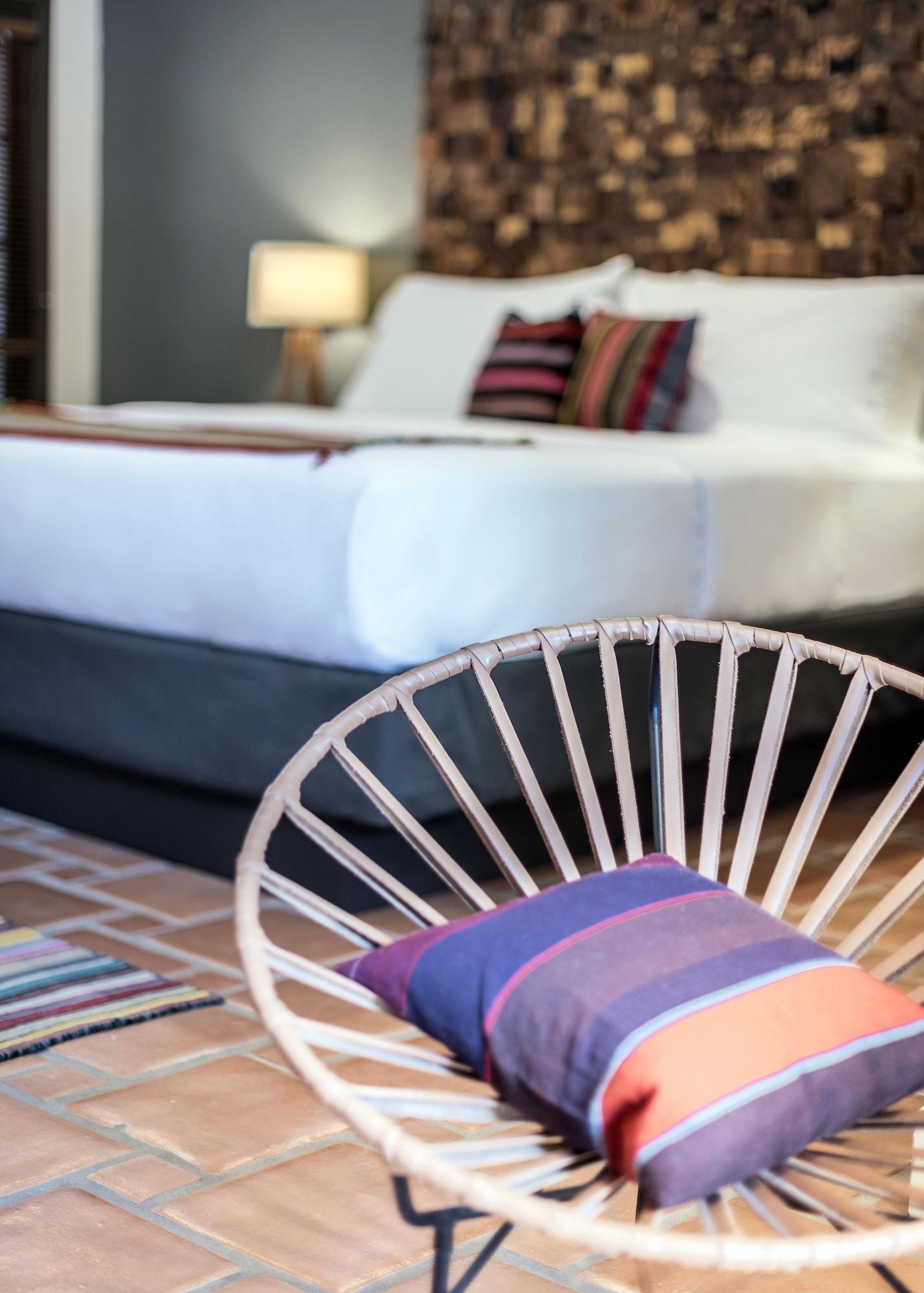 Gimnasio Santiago Resort - Palm Springs Premier Gay Men’s Resort