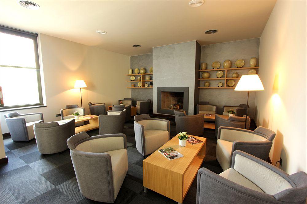 Vista Lobby Hotel Albons