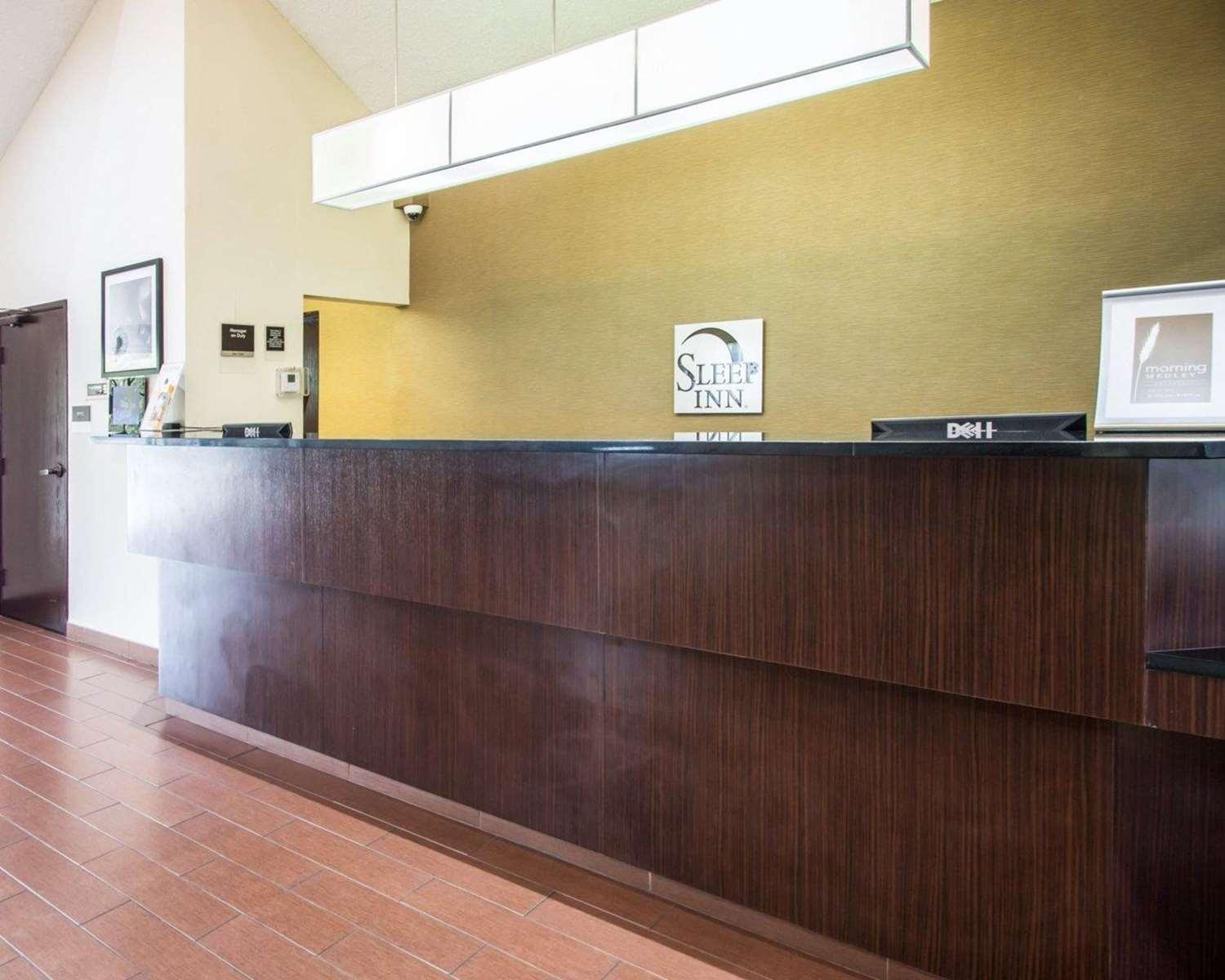 Vista Lobby Sleep Inn Fort Pierce I-95