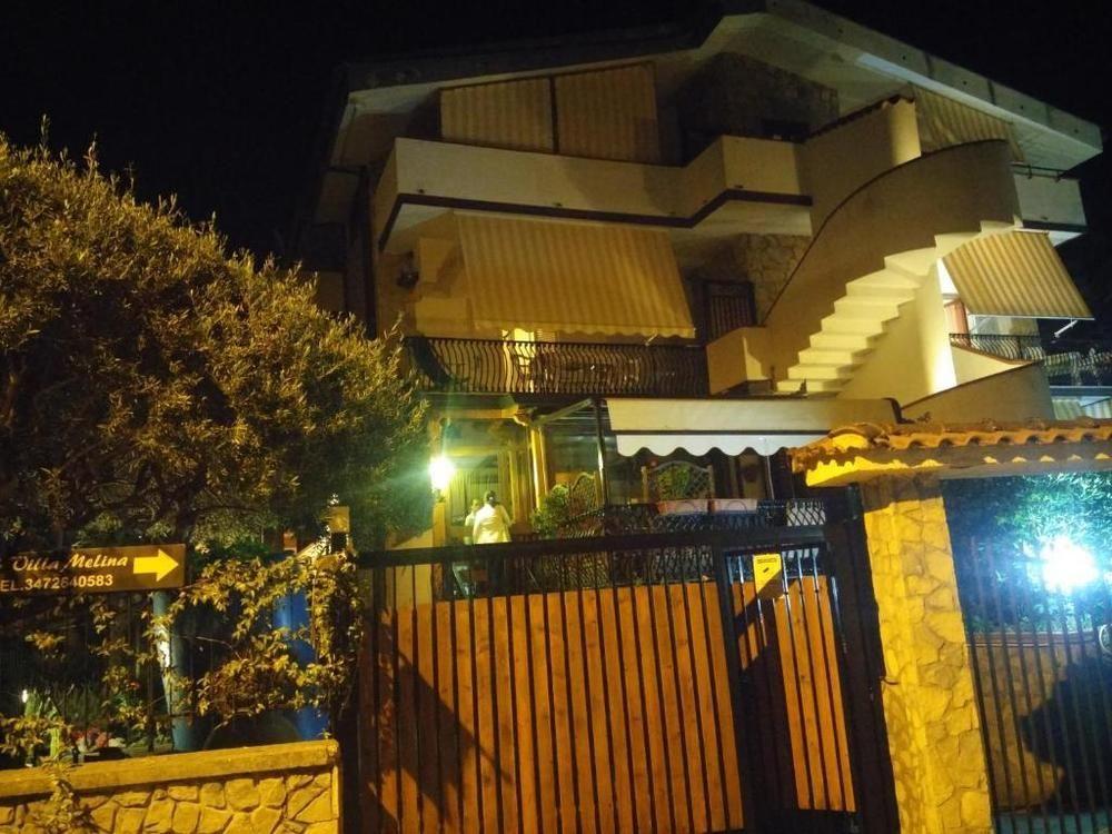 Varios Villa Melina B&B