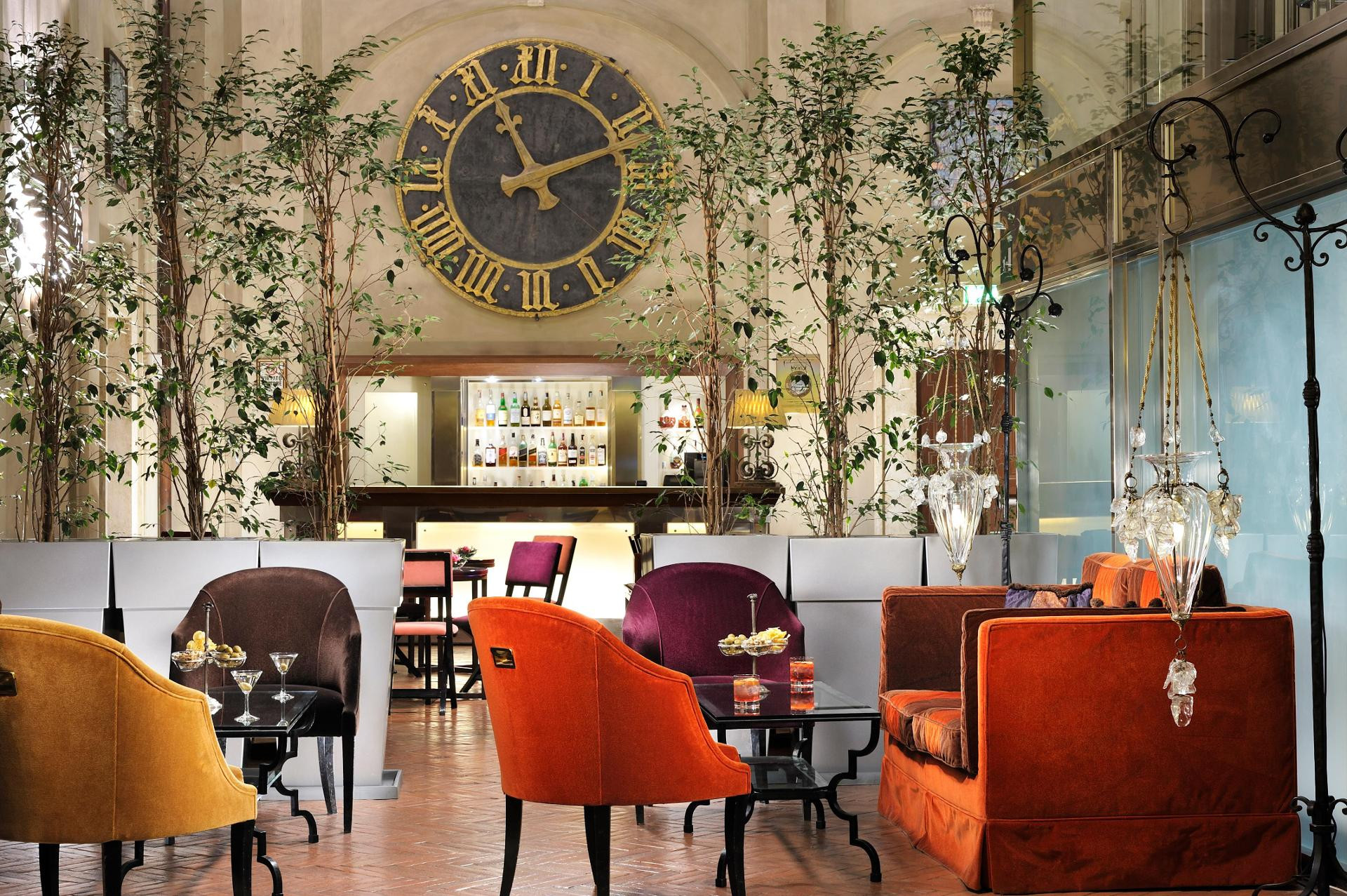 Bar/Salón Grand Hotel Continental Siena – Starhotels Collezione